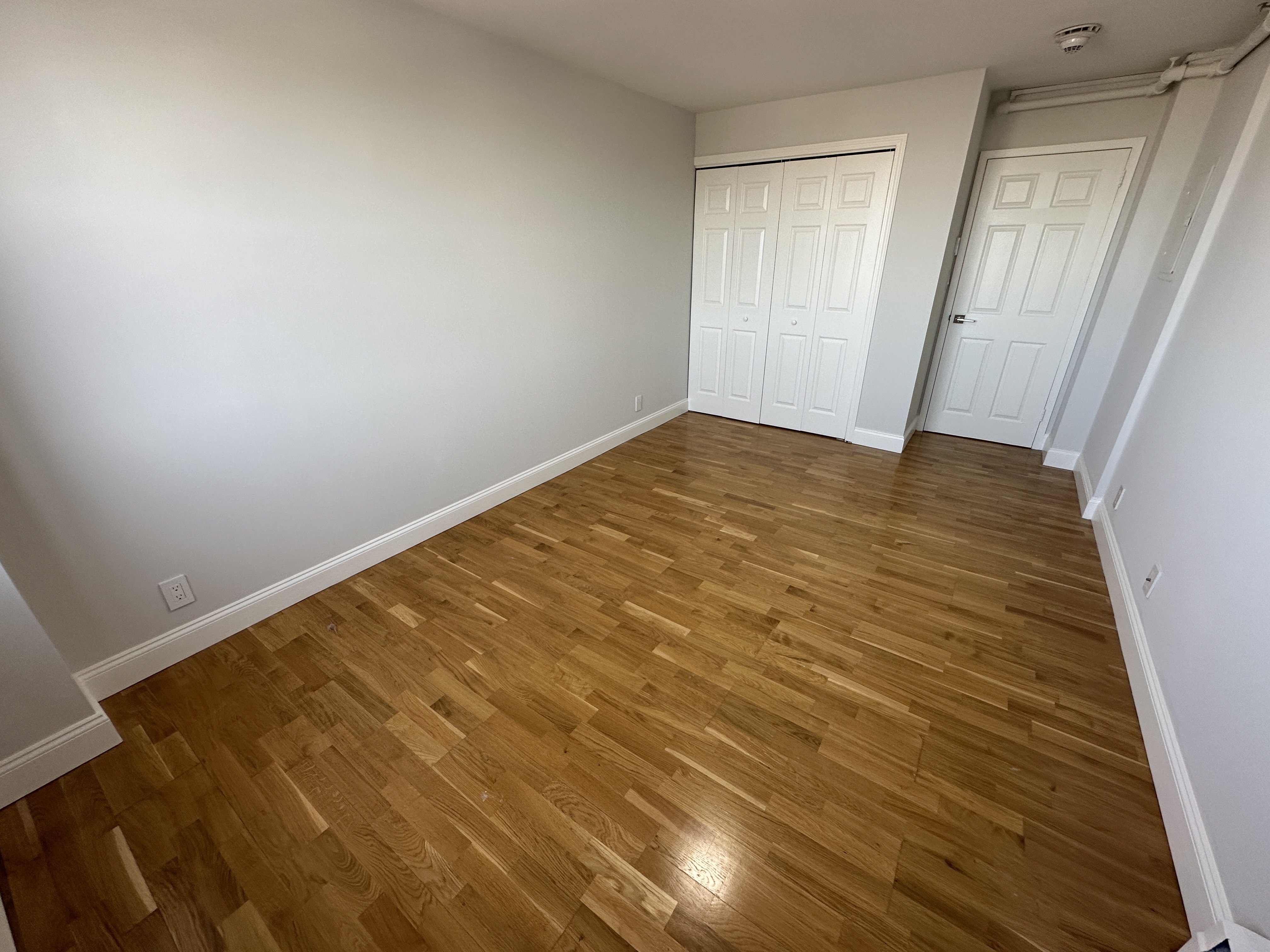 1410 Columbia Rd, South Boston