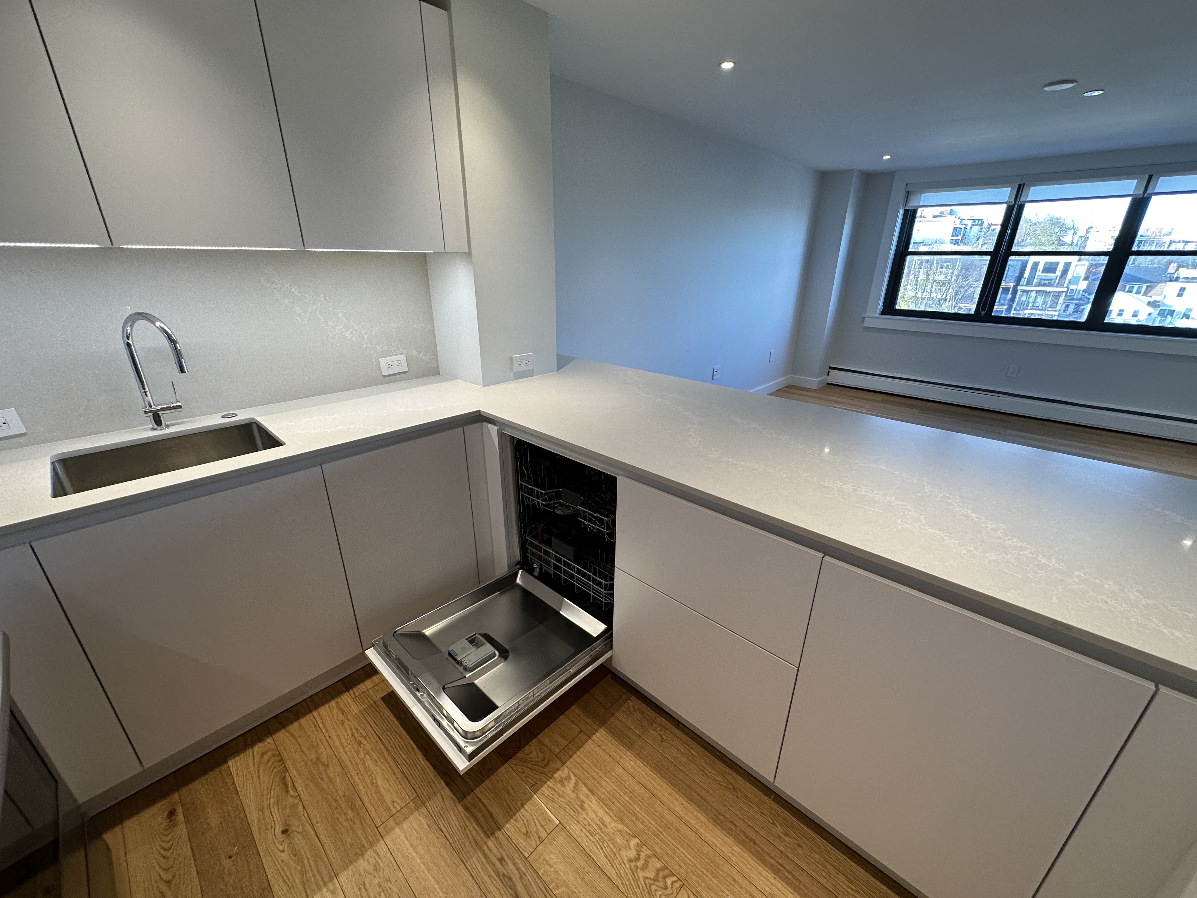 1410 Columbia Rd, South Boston