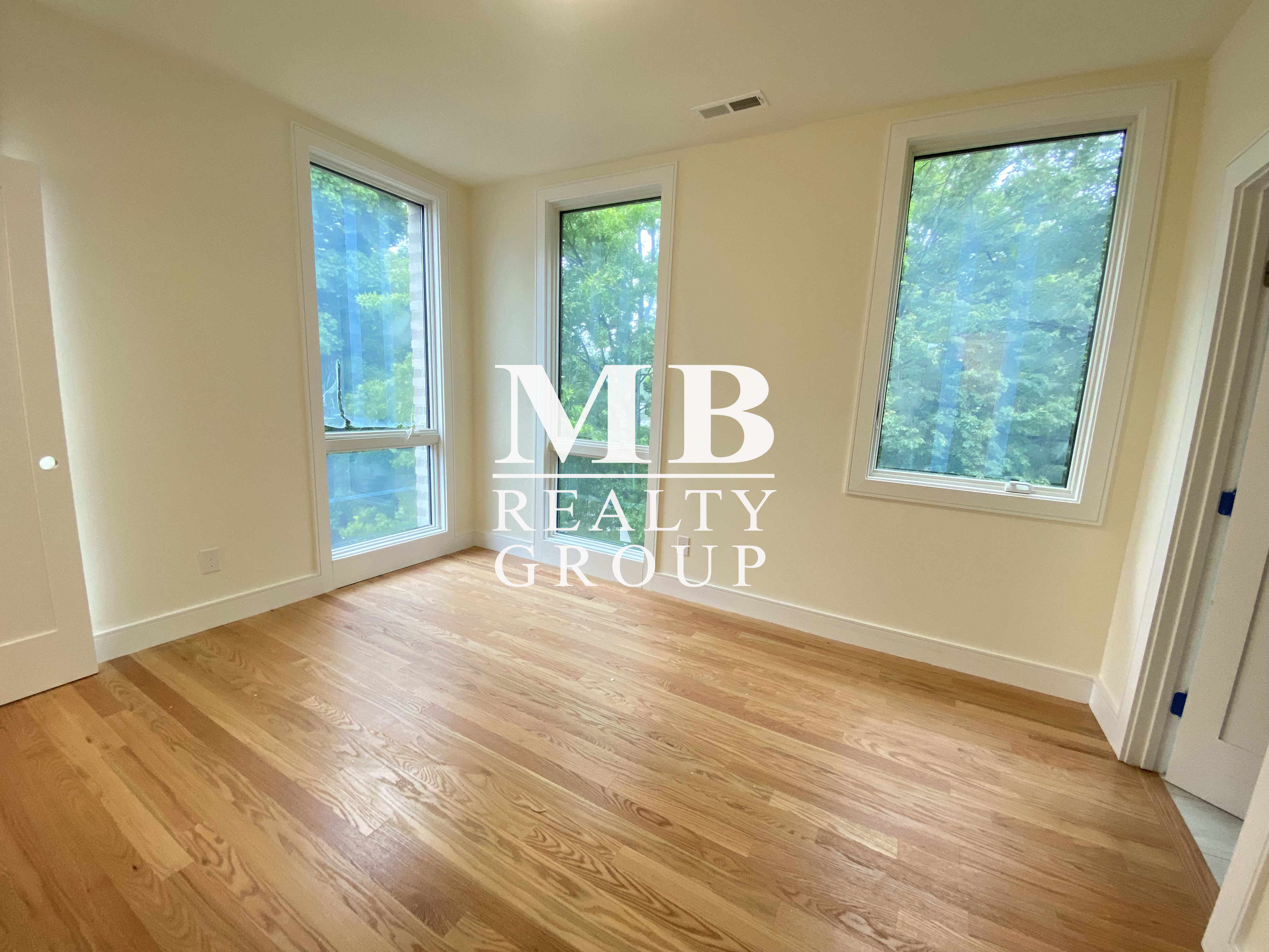 65 Cameron St, Brookline Hills