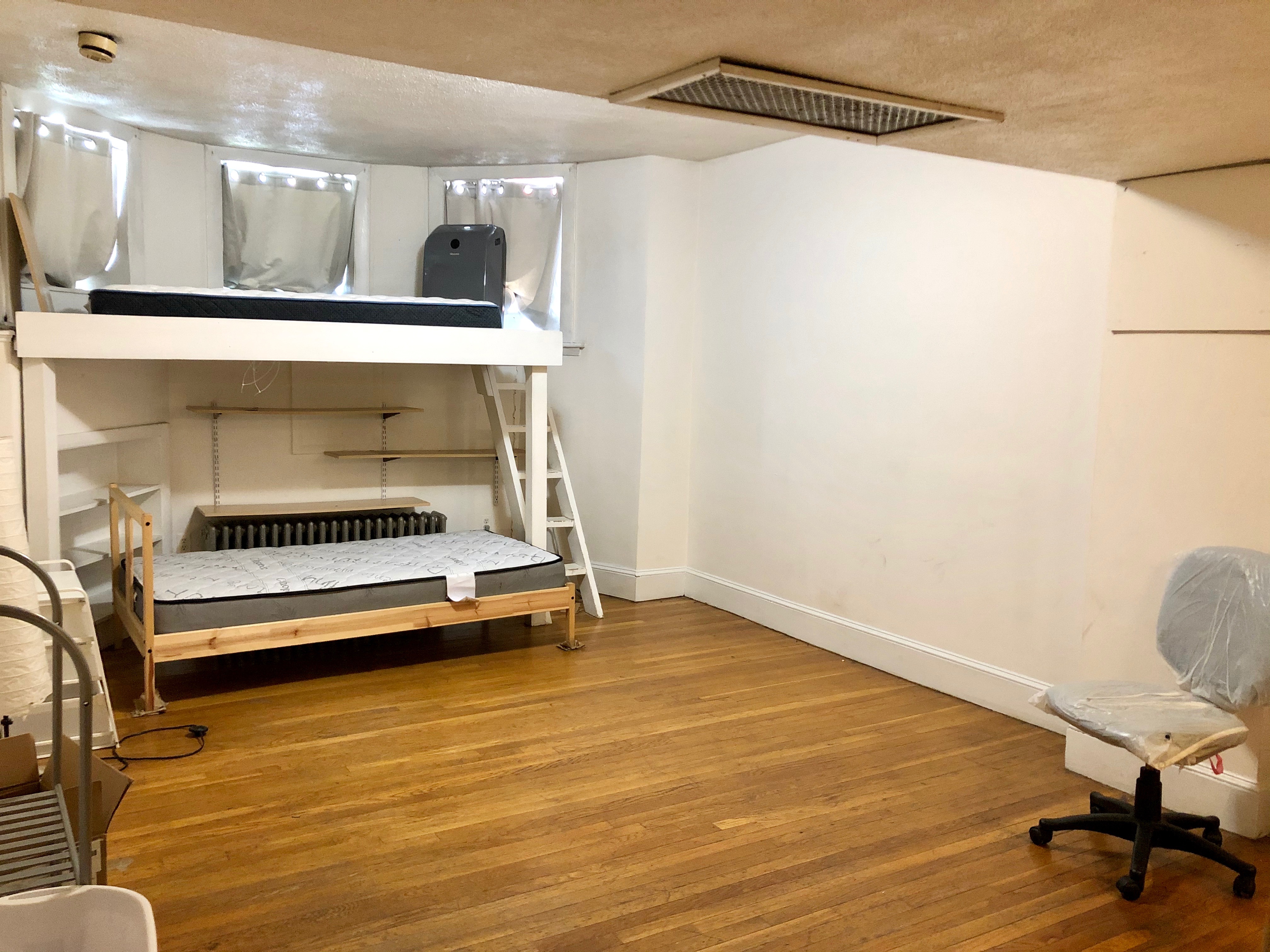 289 Newbury St, Back Bay