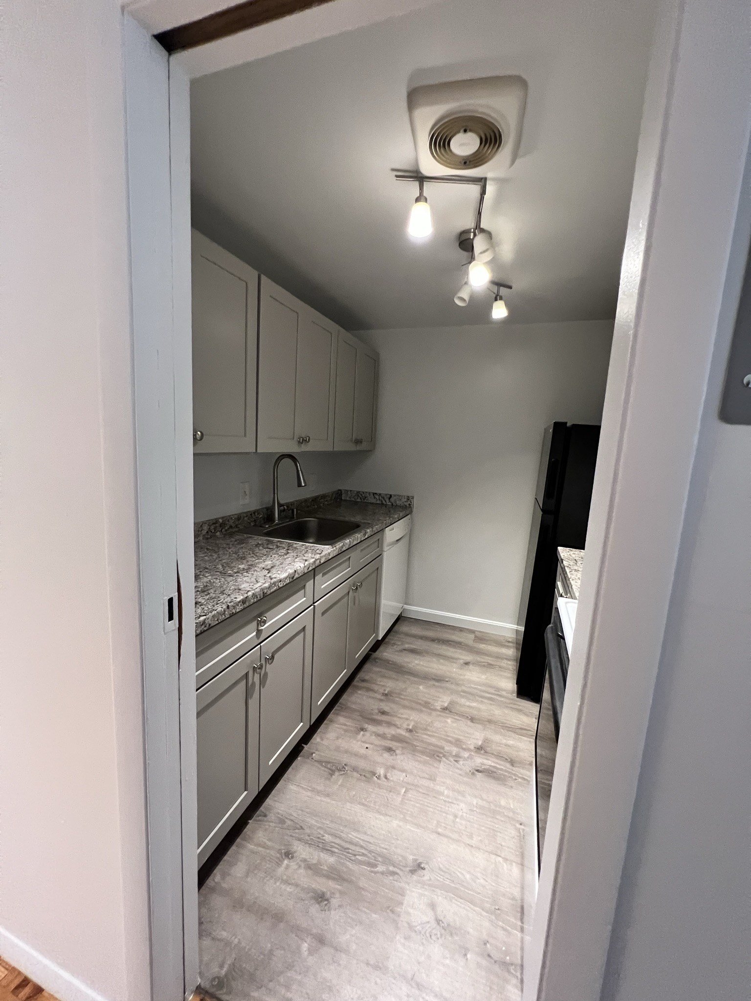 330 Newton St, Chestnut Hill