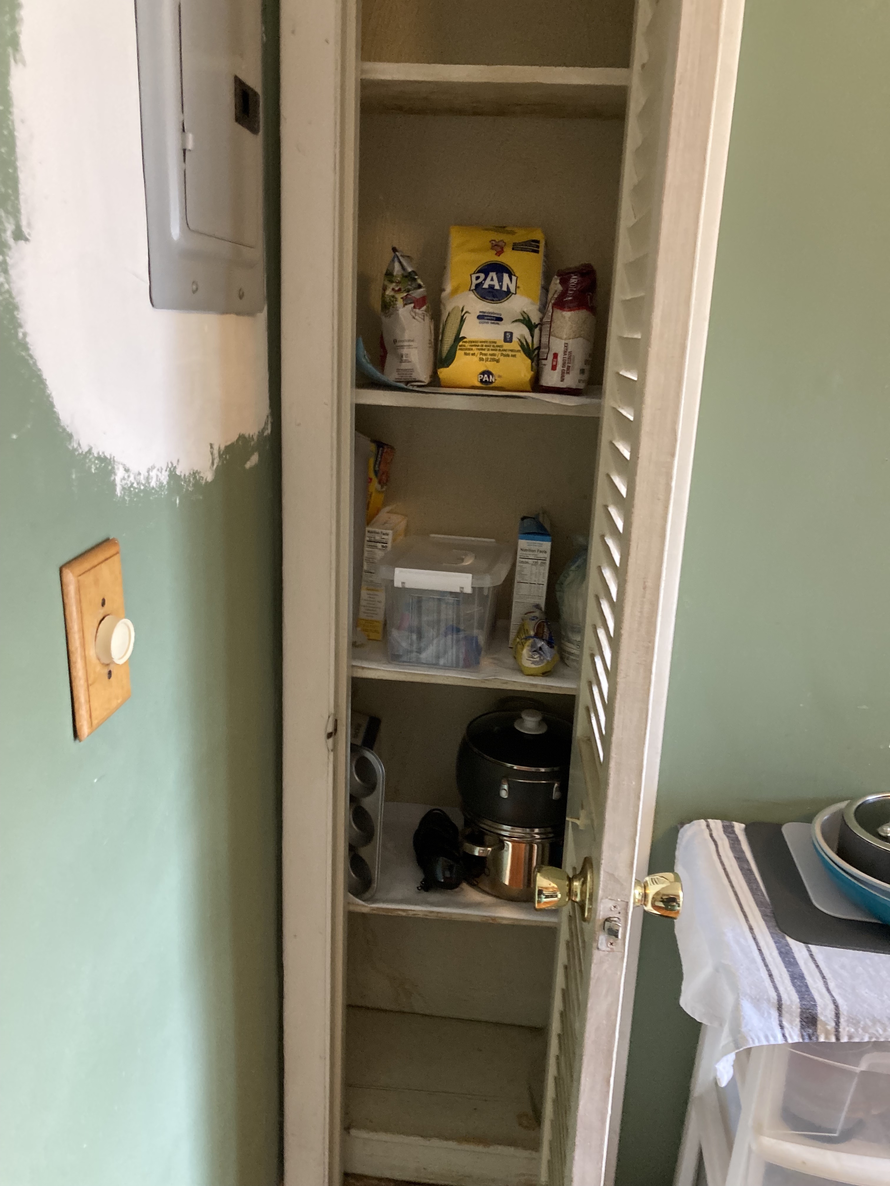 1734 Commonwealth Ave, Brighton