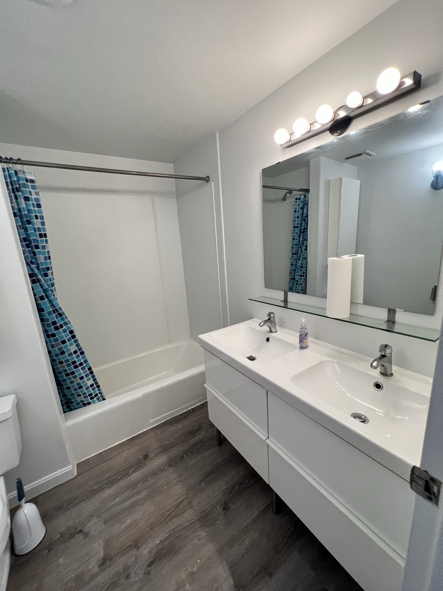 330 Newton St, Chestnut Hill