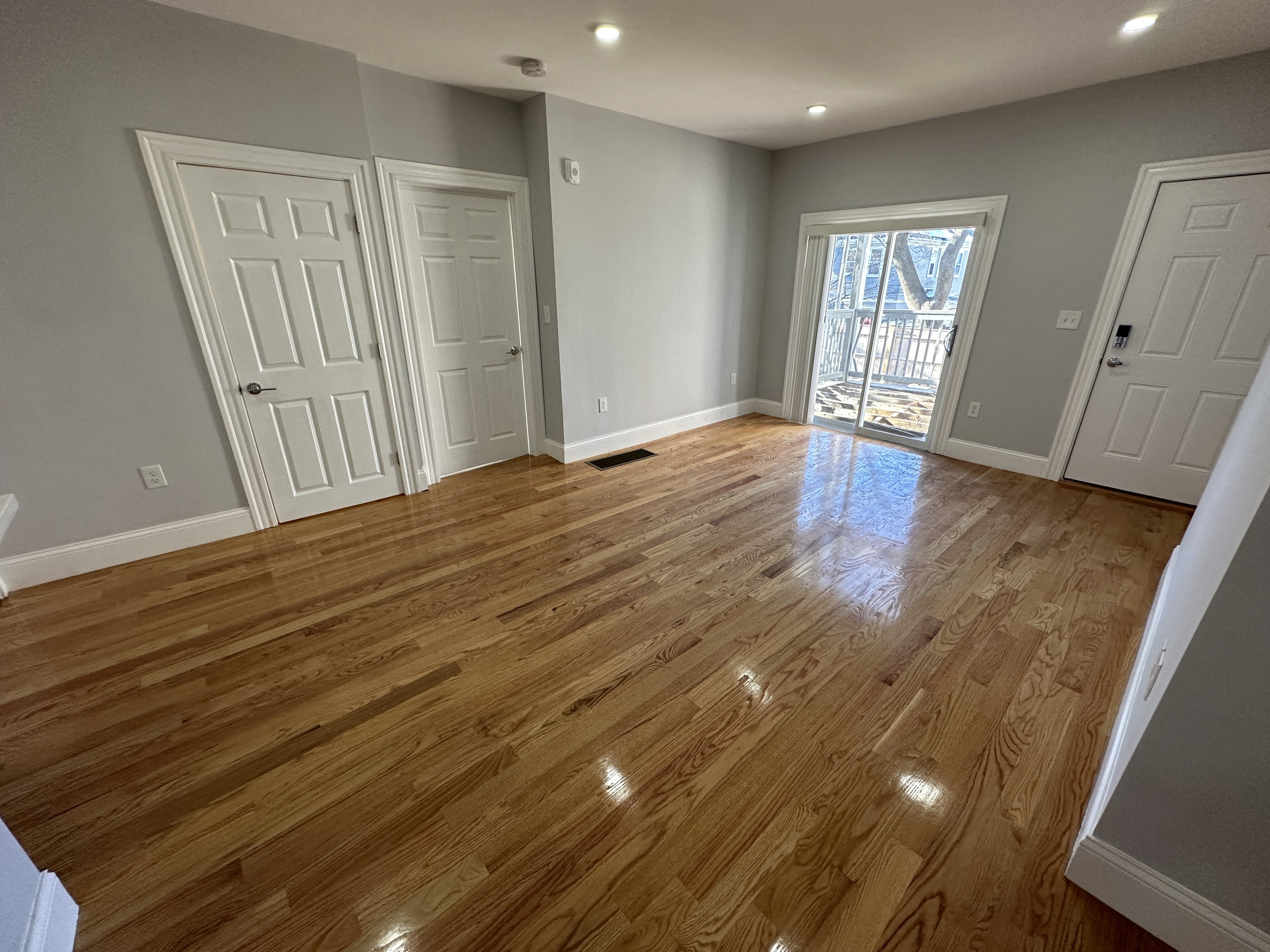 372 Oxford St, Porter Square