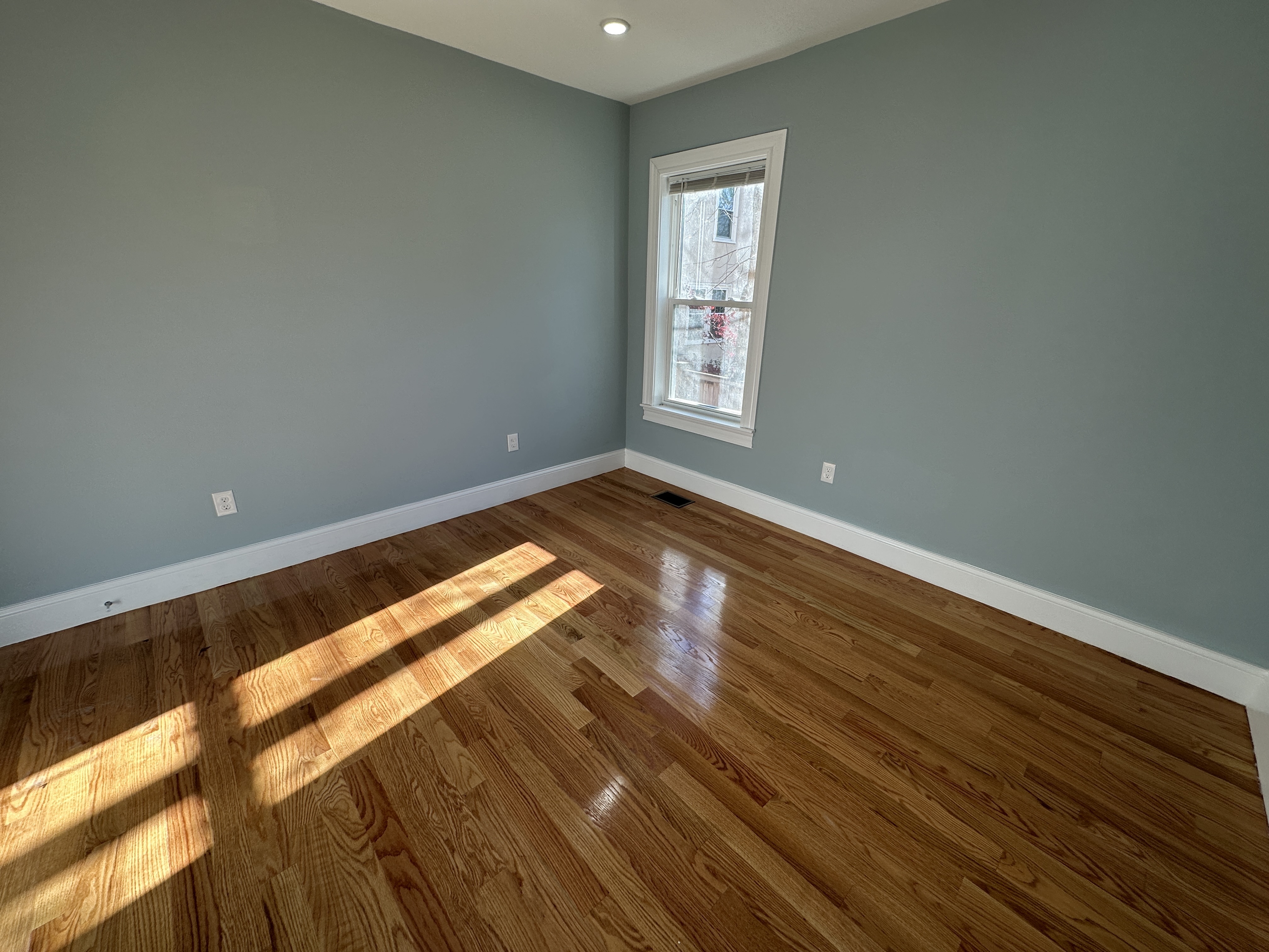 372 Oxford St, Porter Square