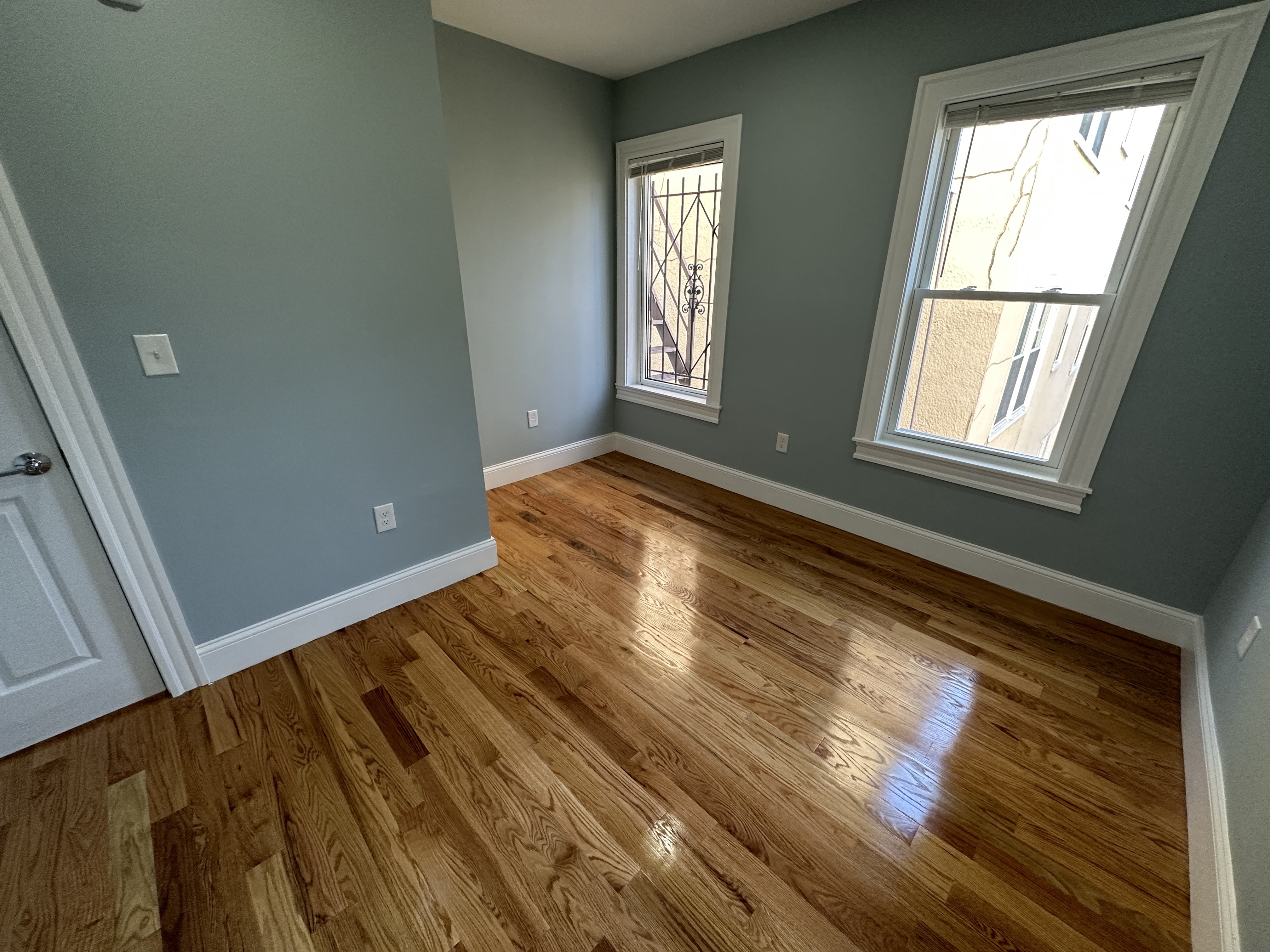 372 Oxford St, Porter Square