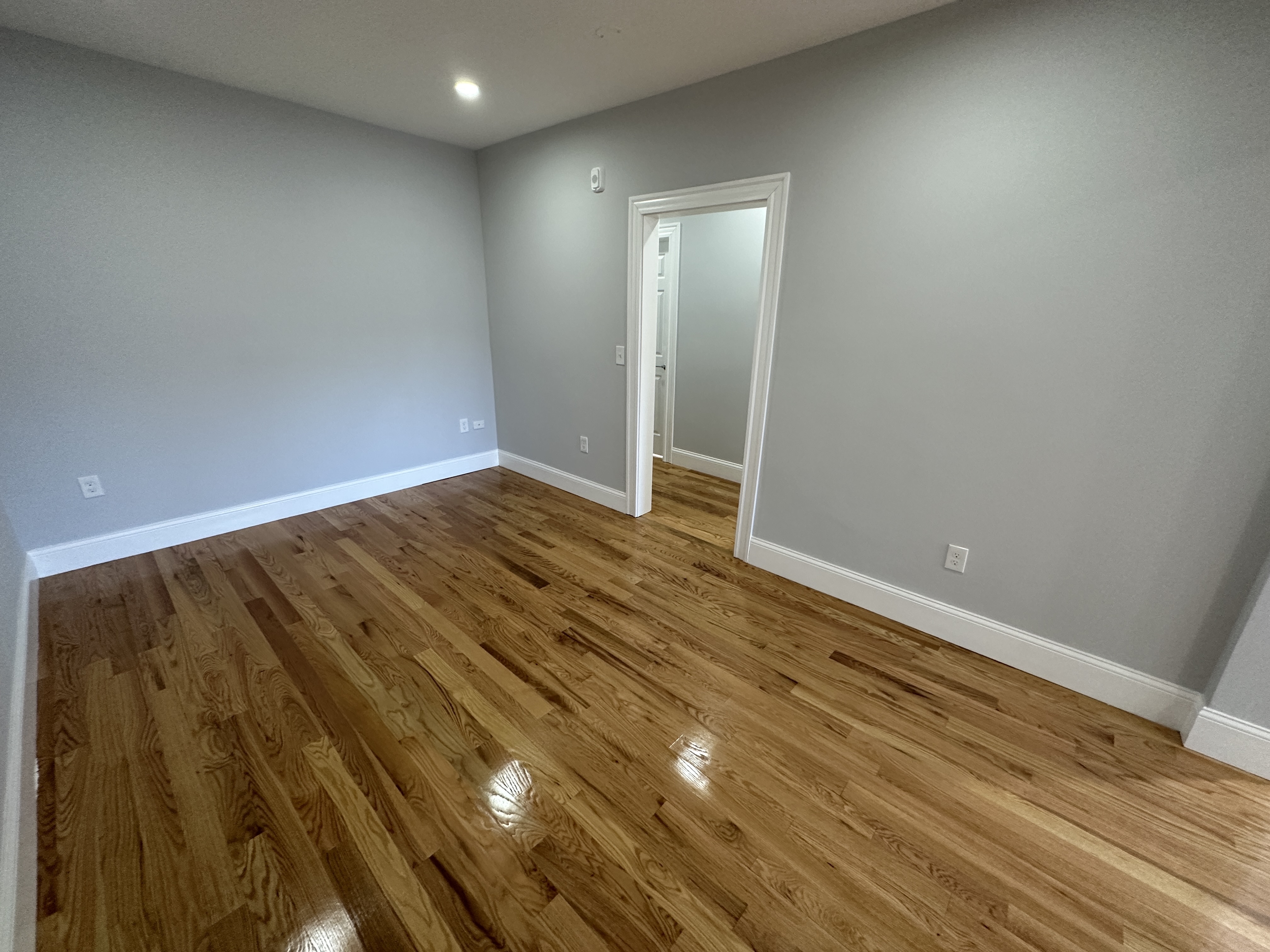 372 Oxford St, Porter Square