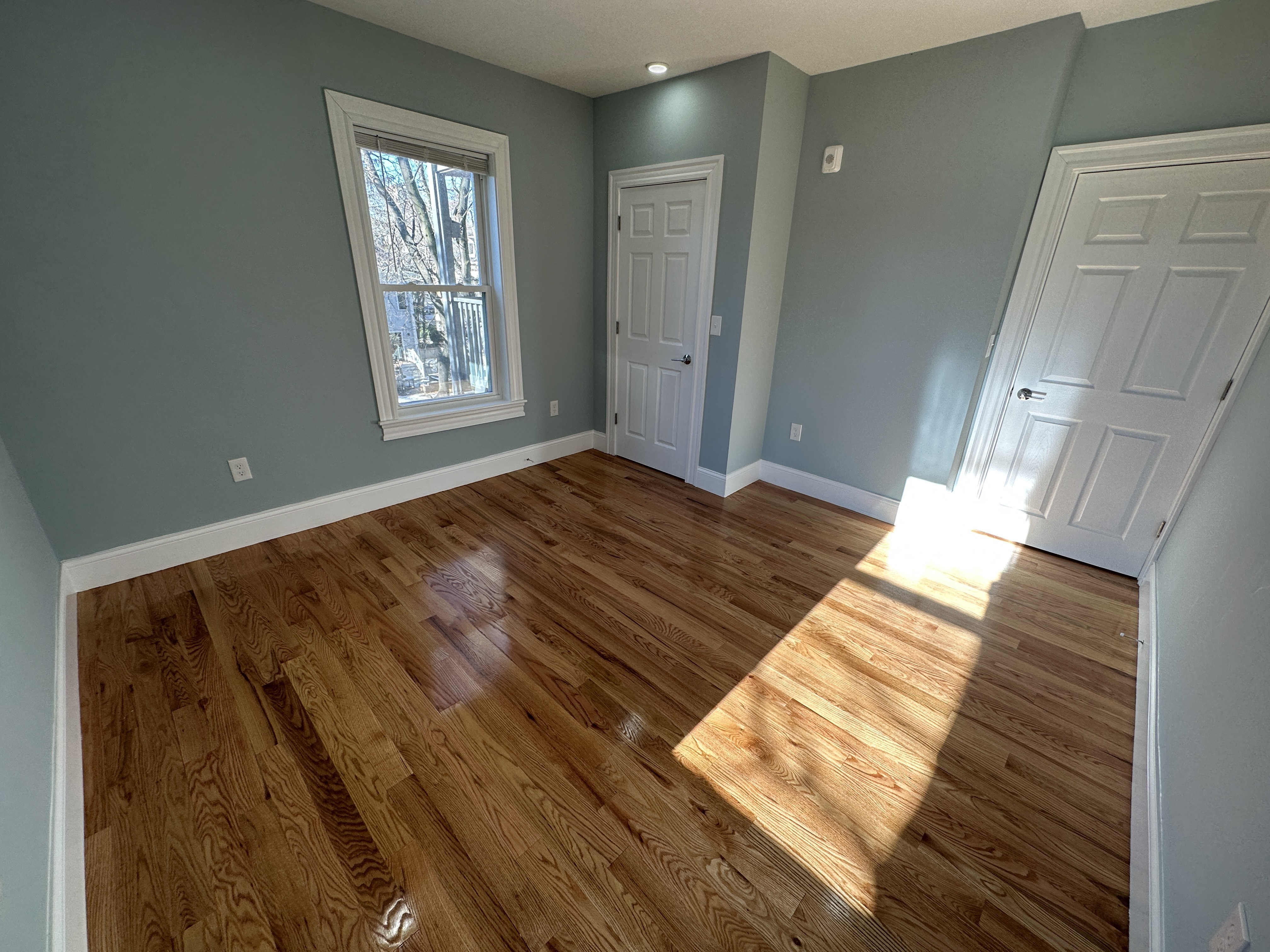 372 Oxford St, Porter Square