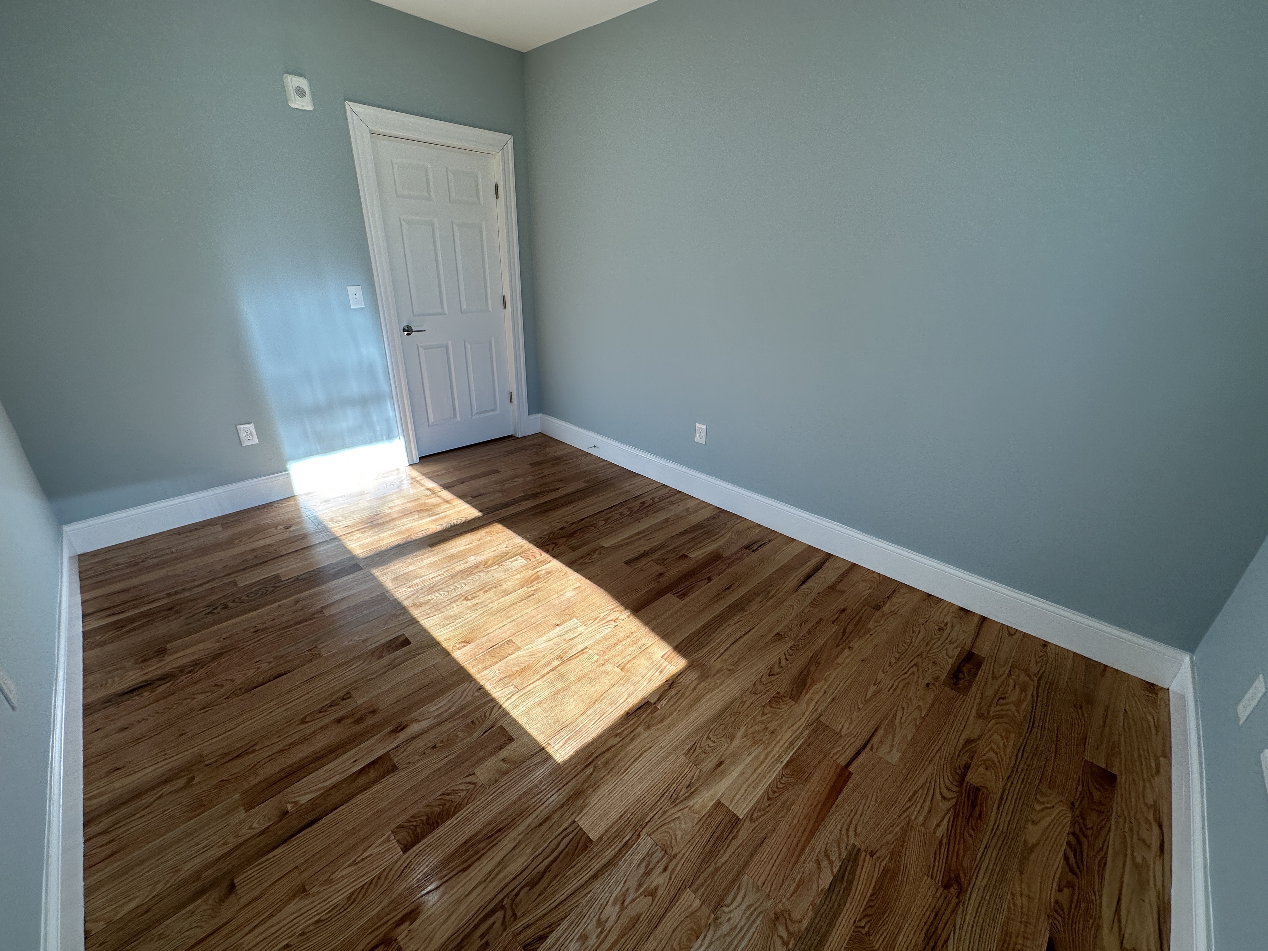 372 Oxford St, Porter Square