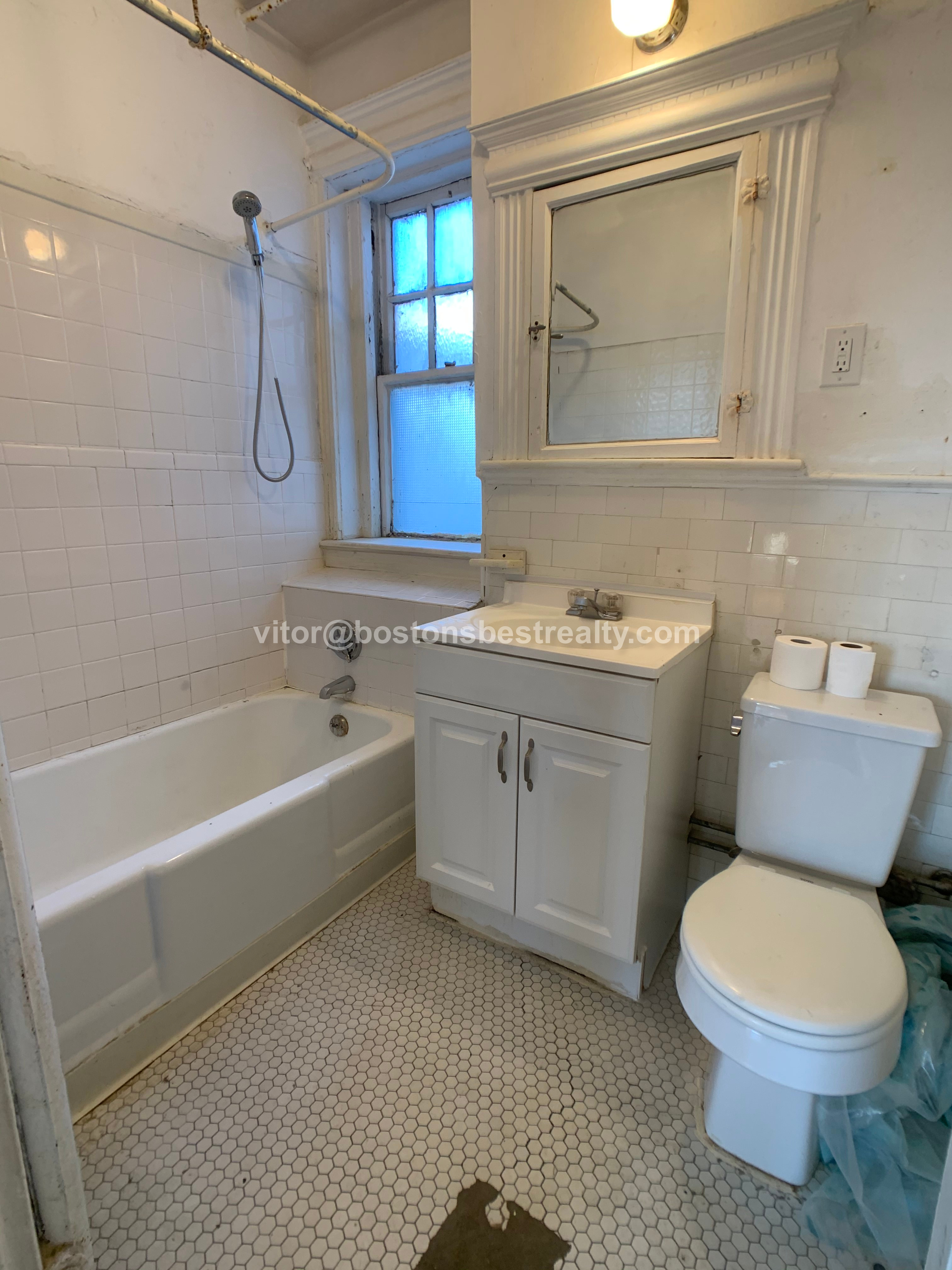 1111 Boylston St, Fenway