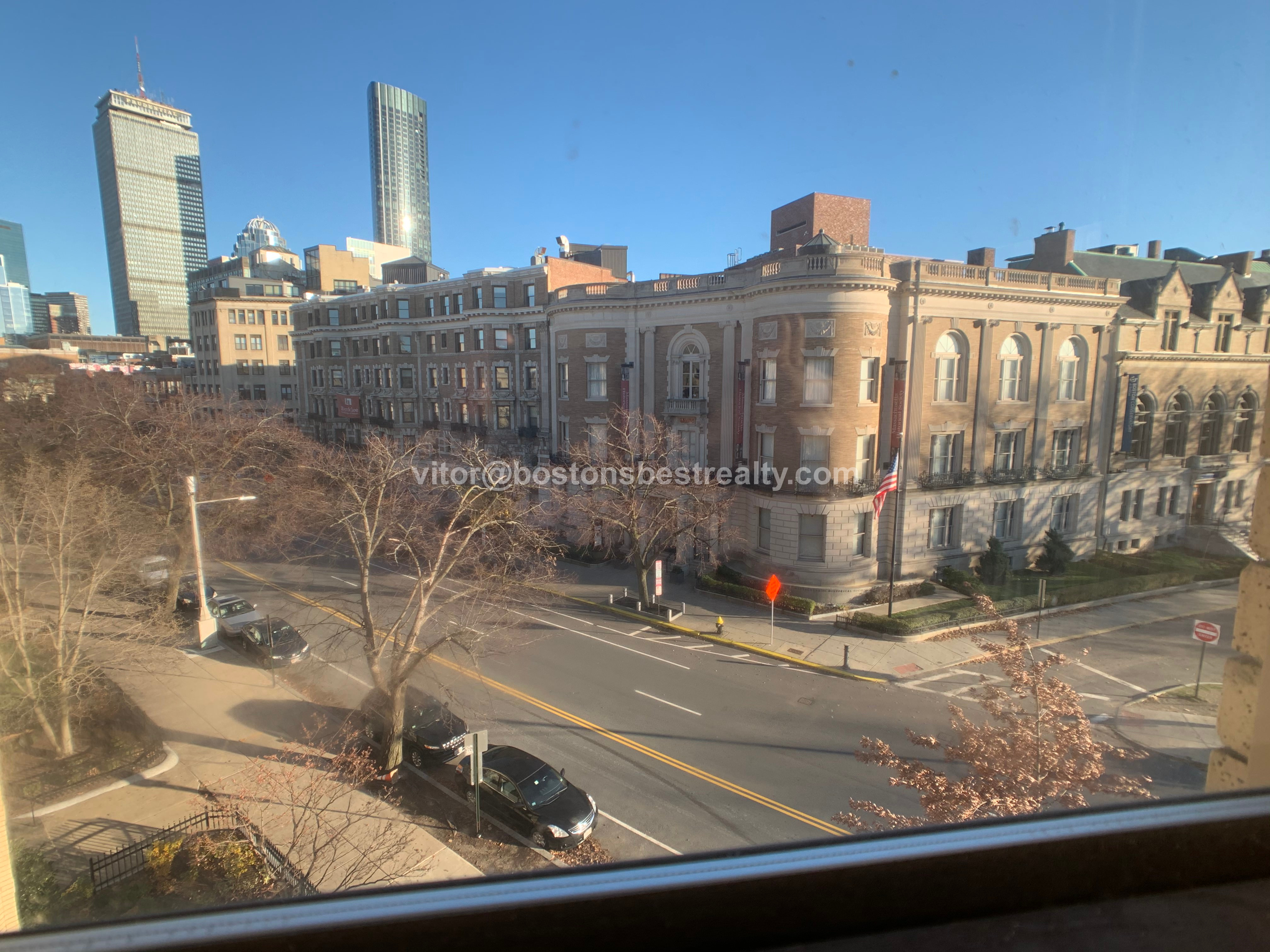 1111 Boylston St, Fenway