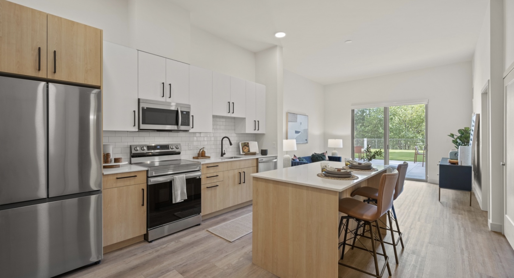 2 Los Angeles St, Nonantum