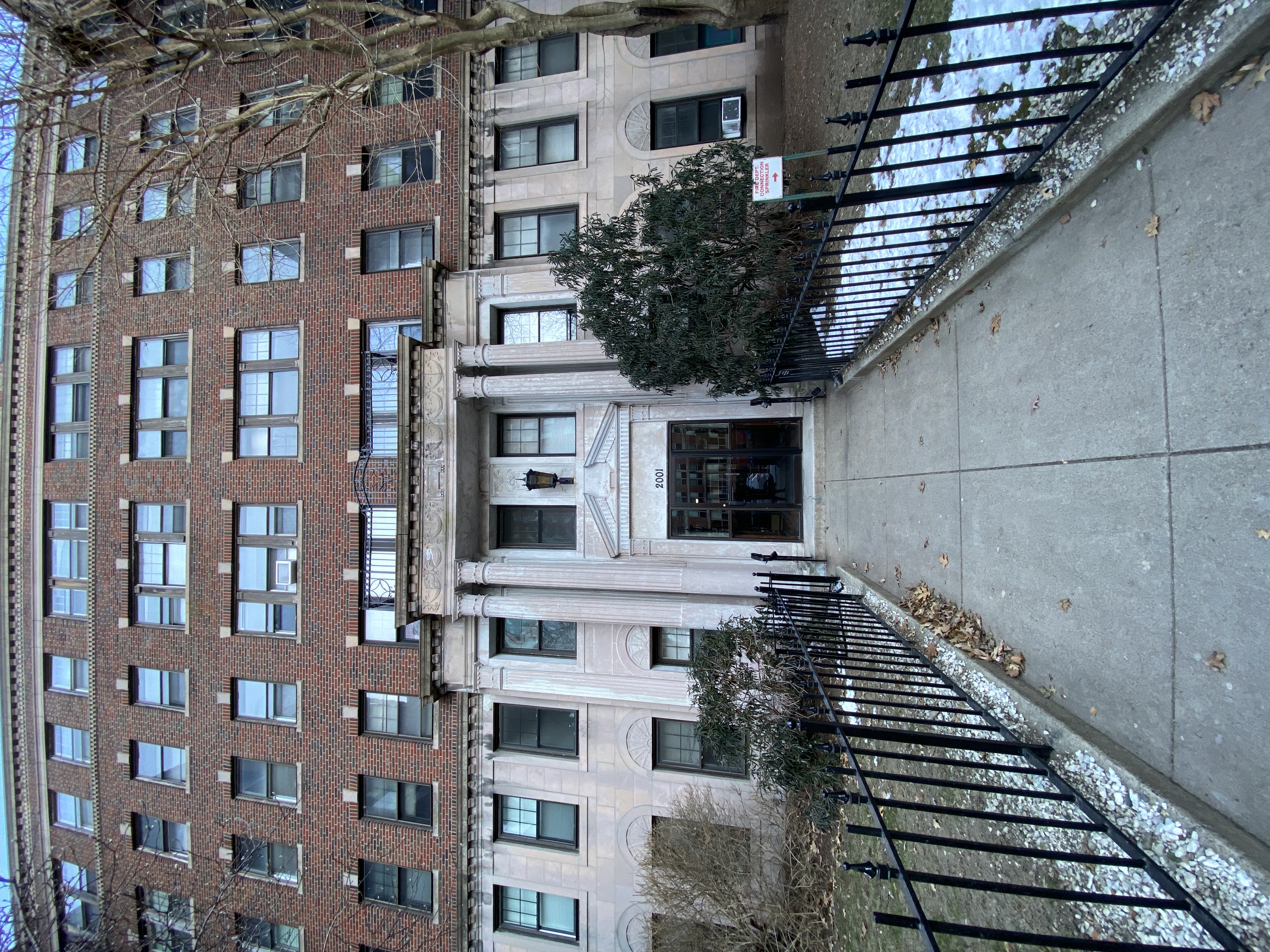 2002 Commonwealth Ave, Brighton