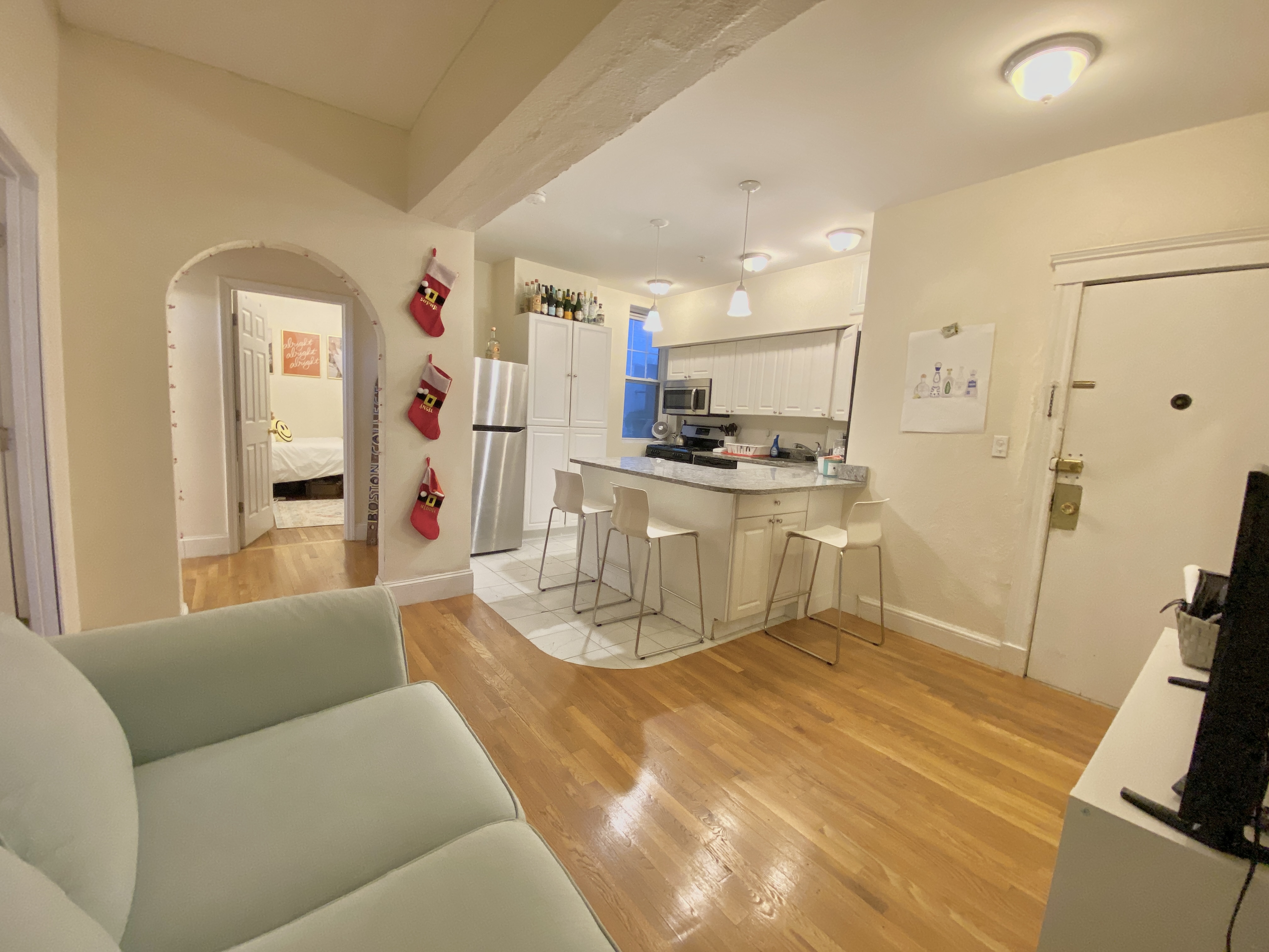 2002 Commonwealth Ave, Brighton