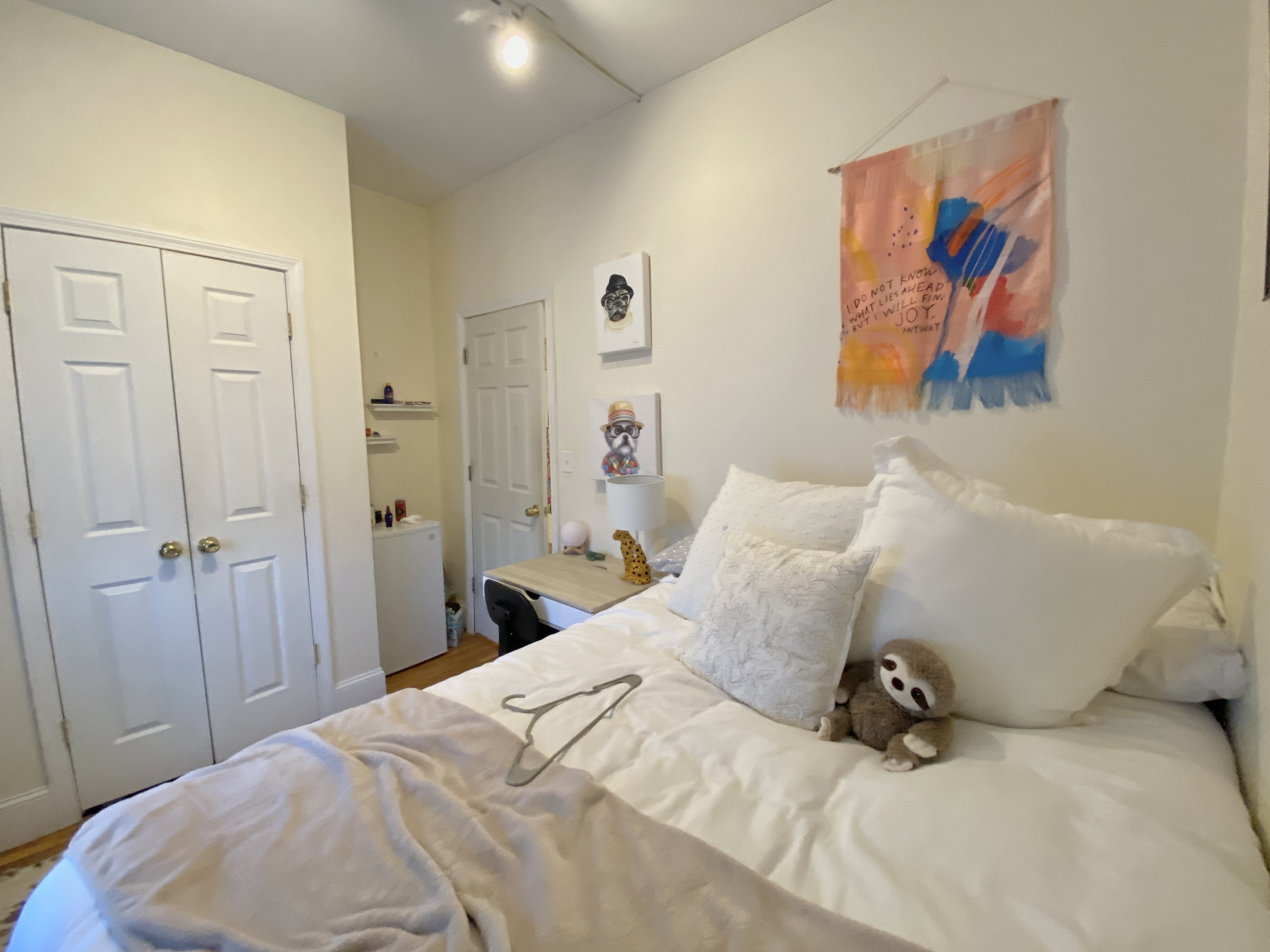 2002 Commonwealth Ave, Brighton