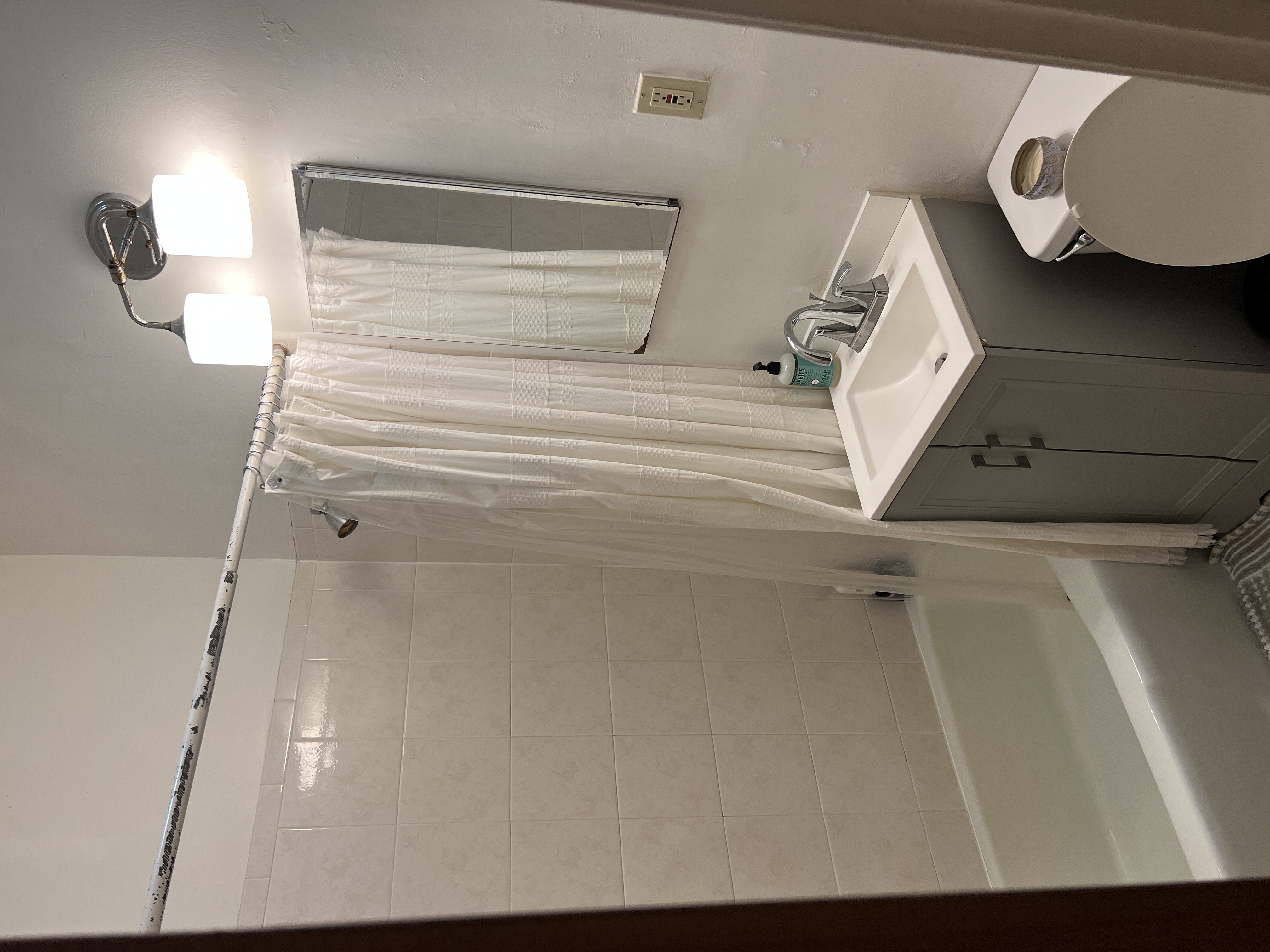 41 E Springfield, South End