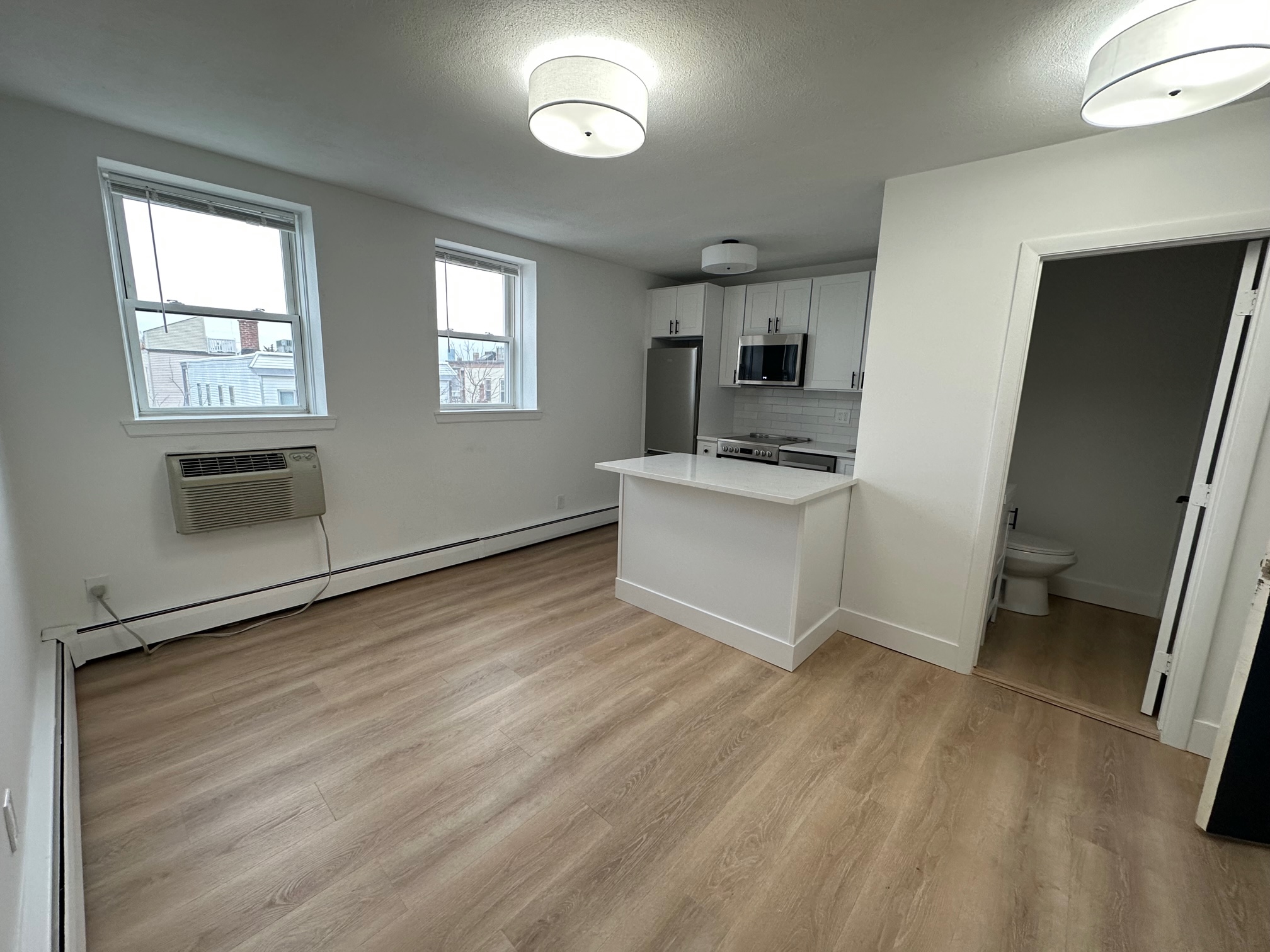 740 E 7th, South Boston