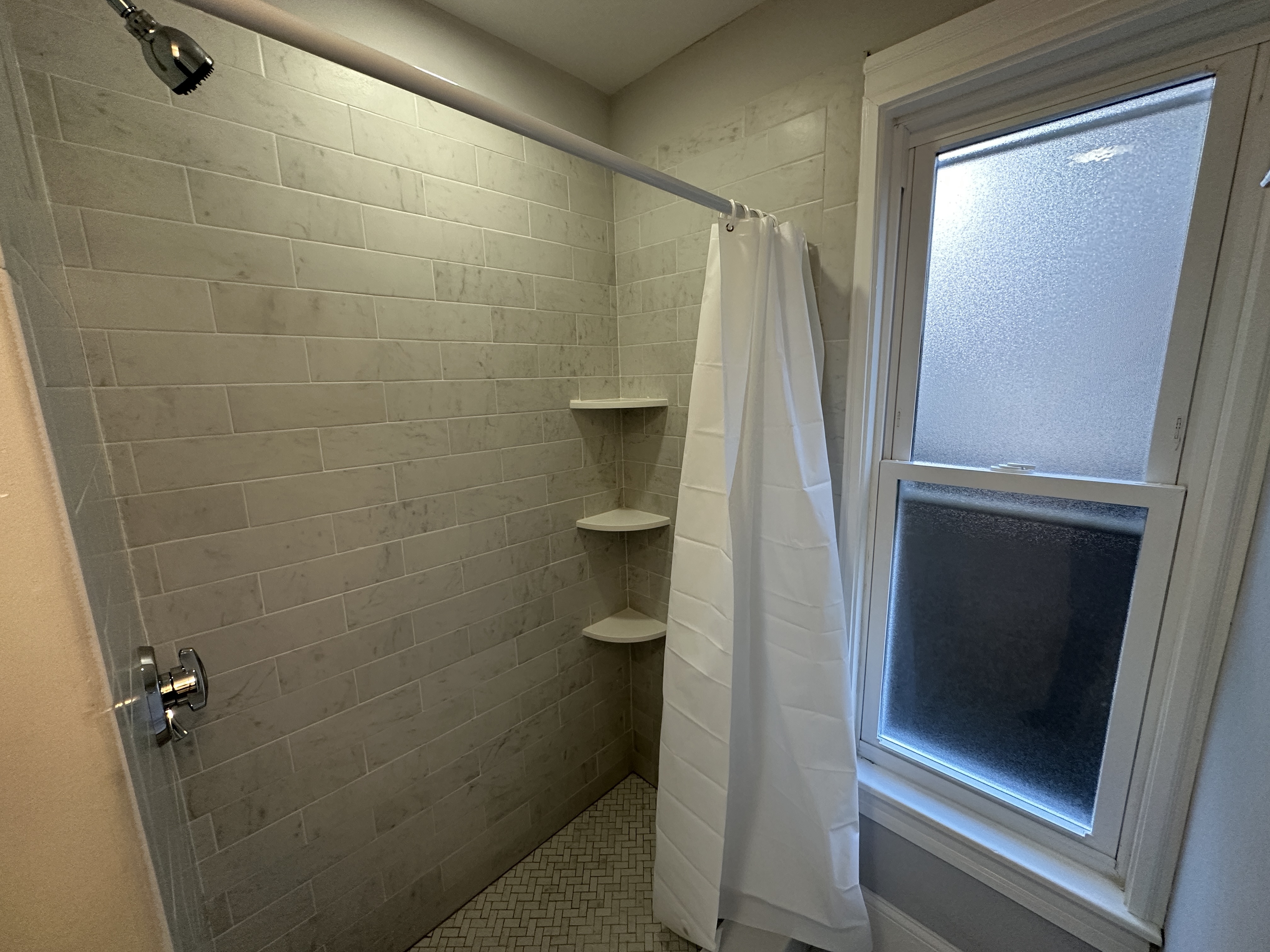 374 Oxford St, Porter Square