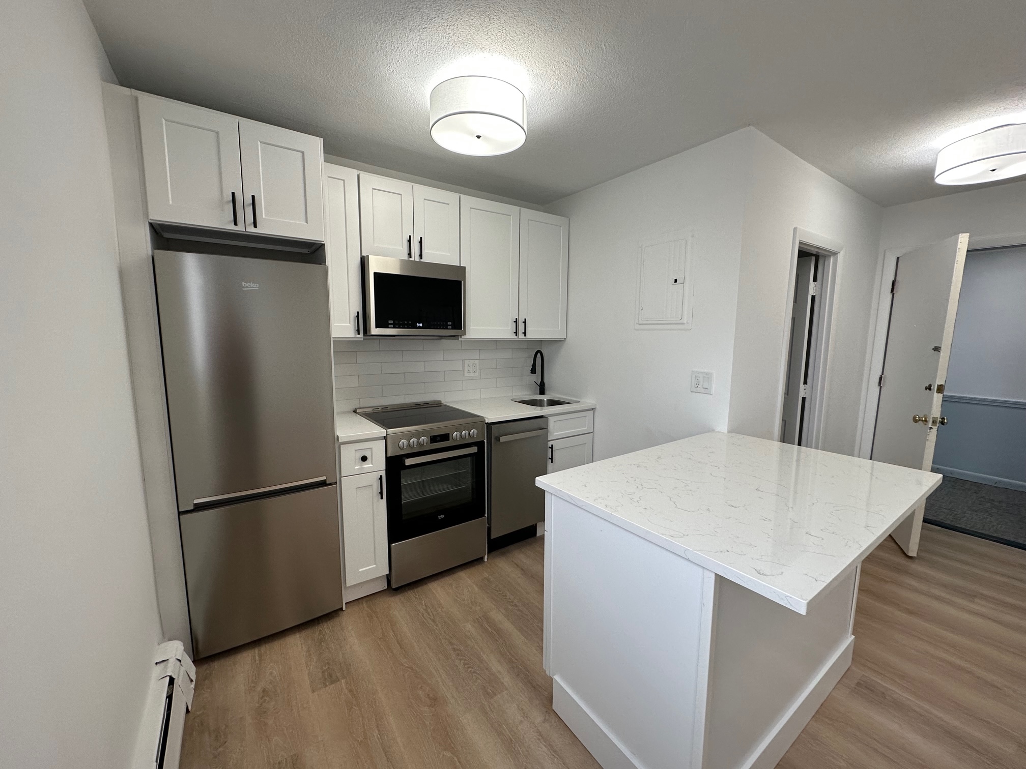 740 E 7th, South Boston