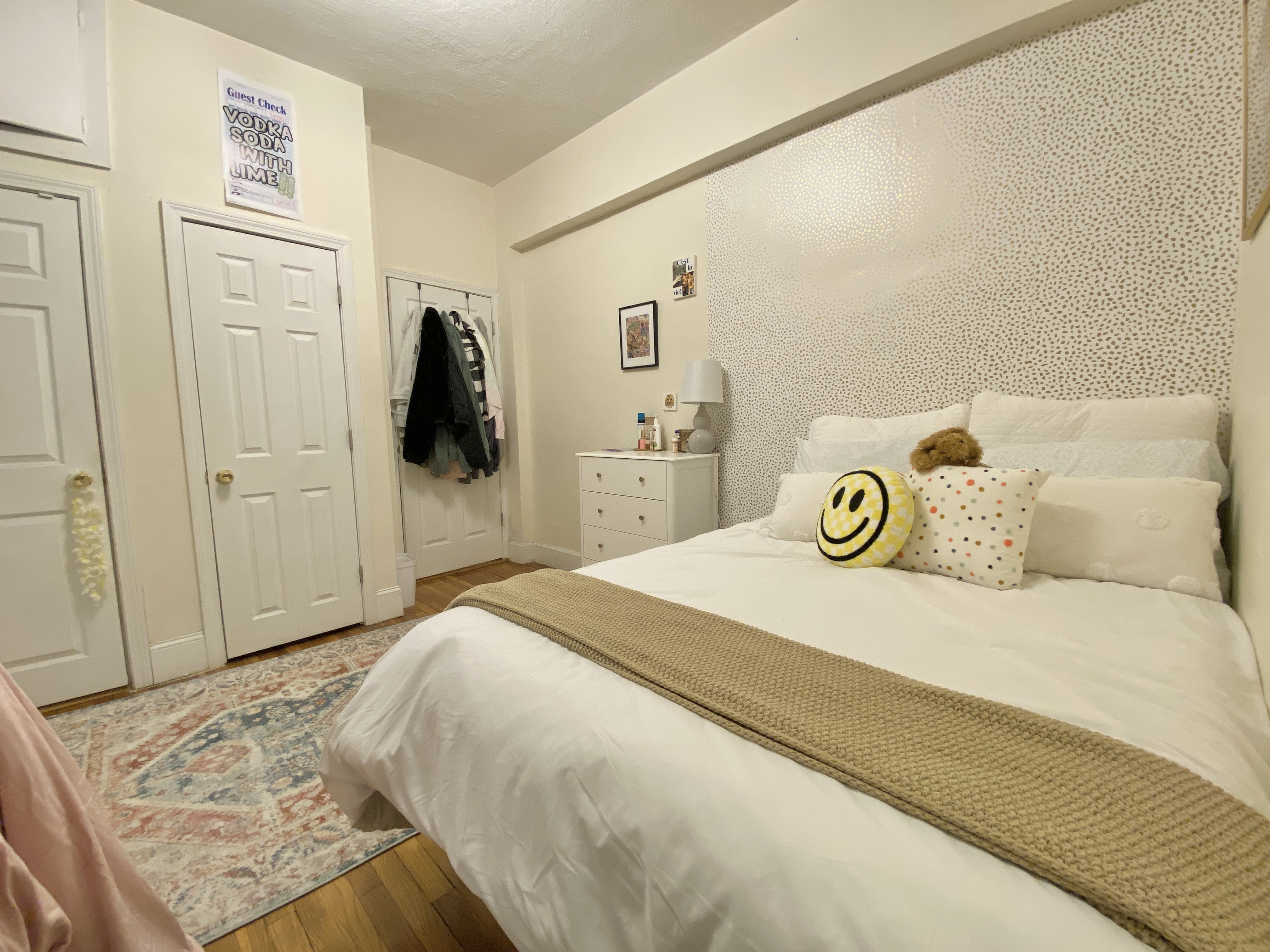 2002 Commonwealth Ave, Brighton