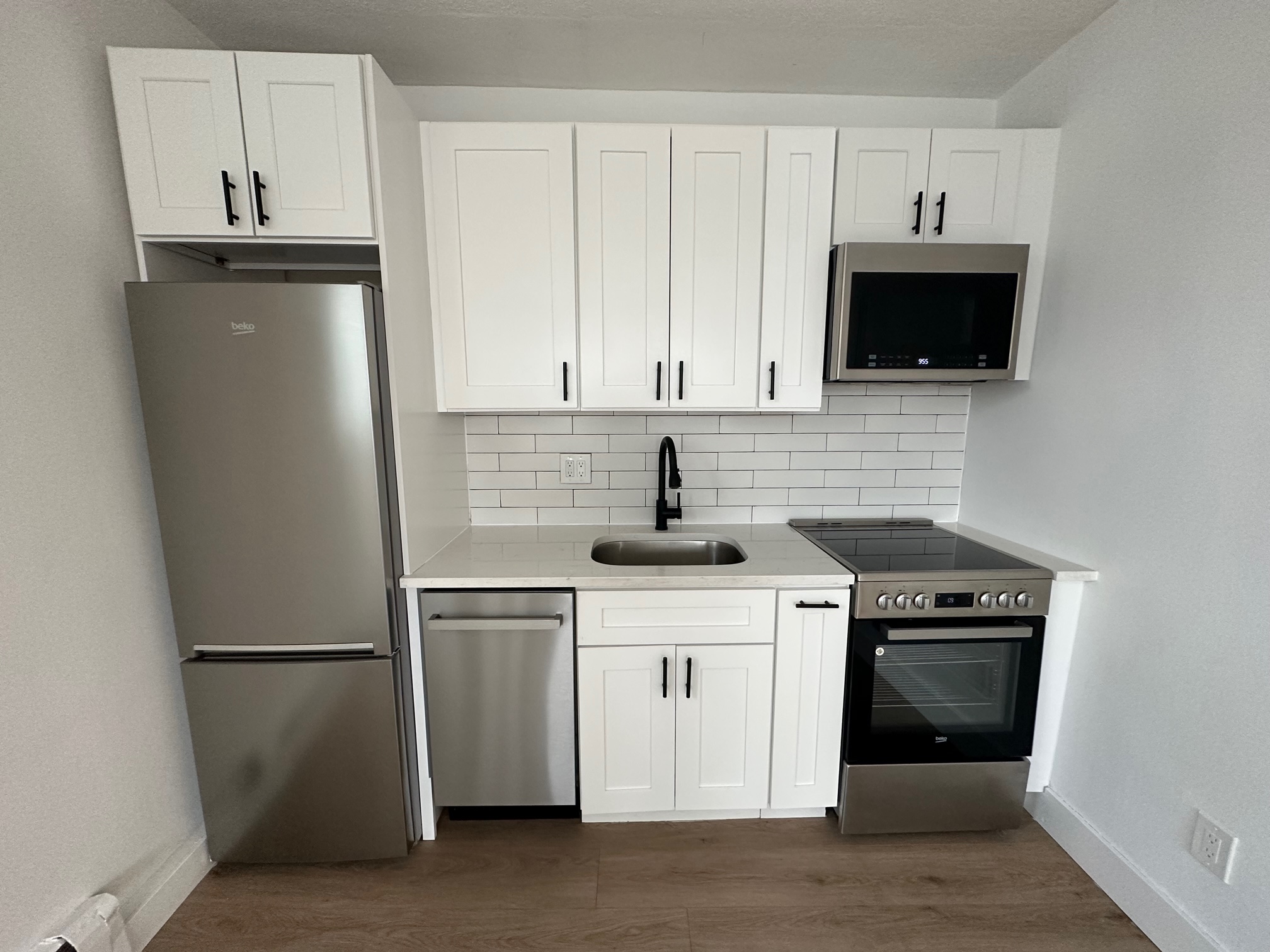 740 E 7th St, South Boston