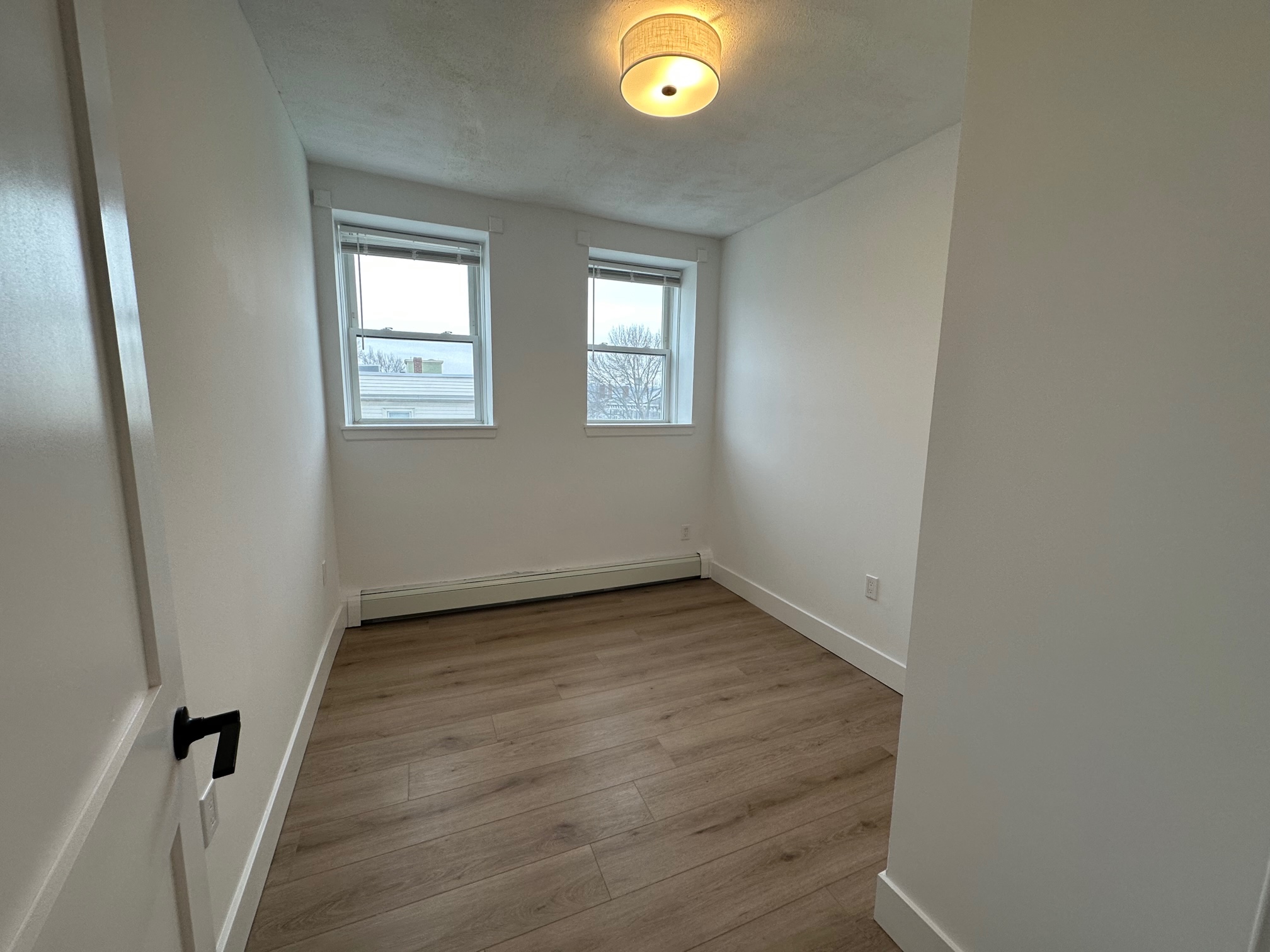 740 E 7th St, South Boston