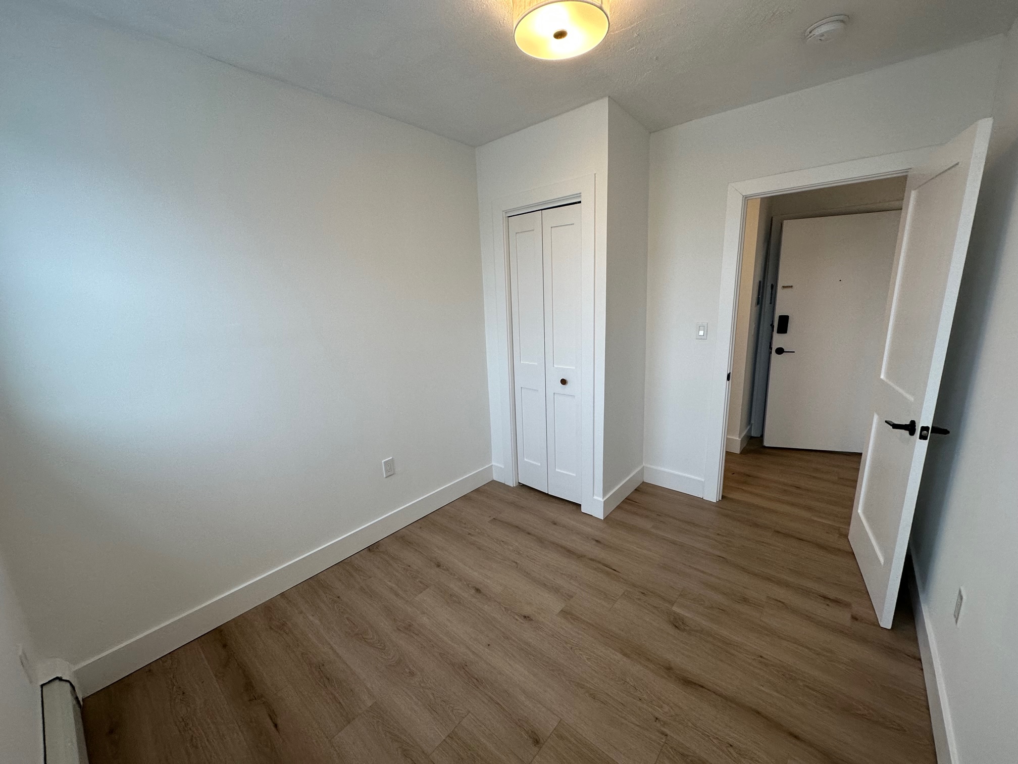 740 E 7th St, South Boston