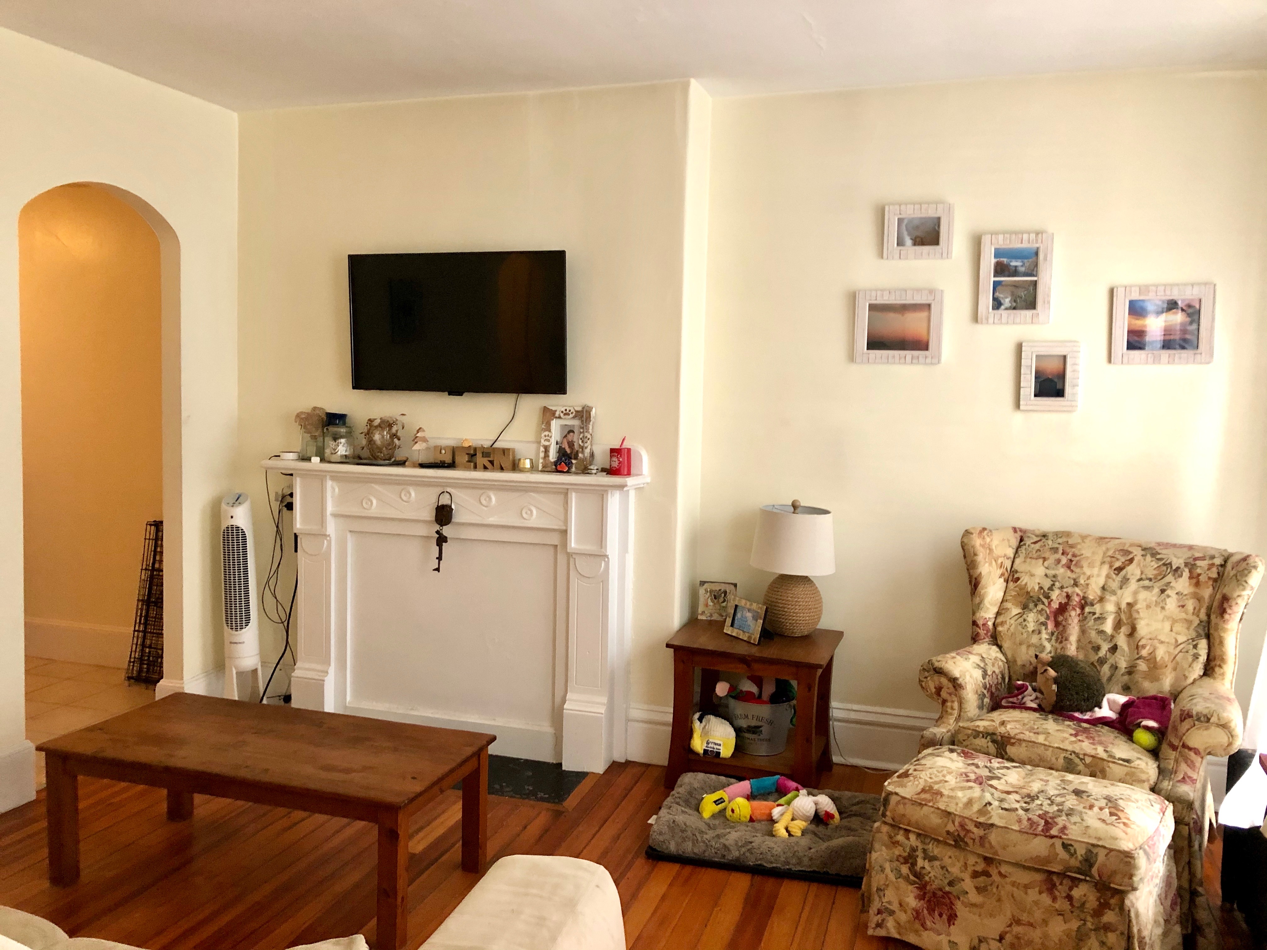 217 Newbury St, Back Bay