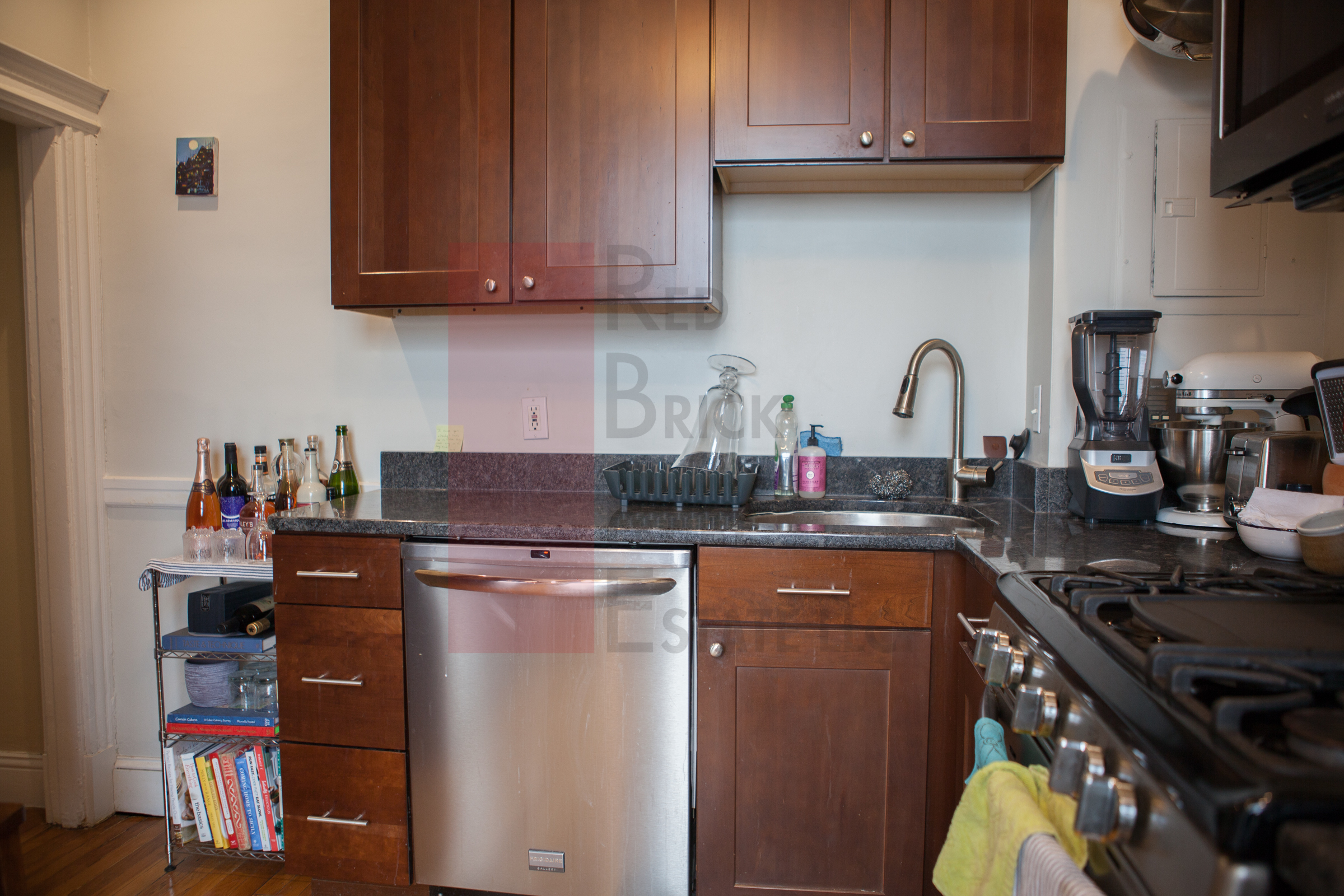 70 Phillips St, Beacon Hill