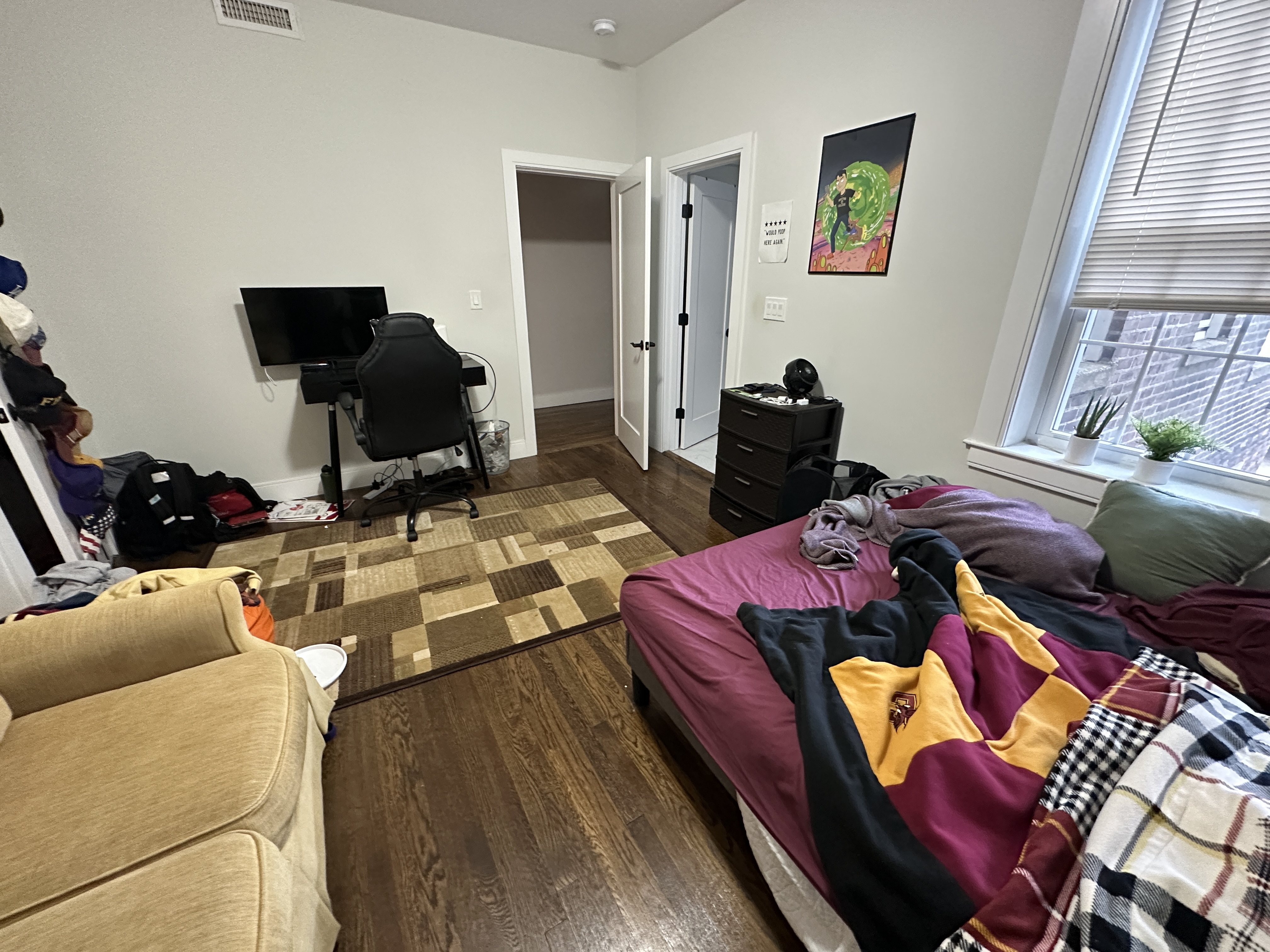 2017 Commonwealth Ave, Brighton