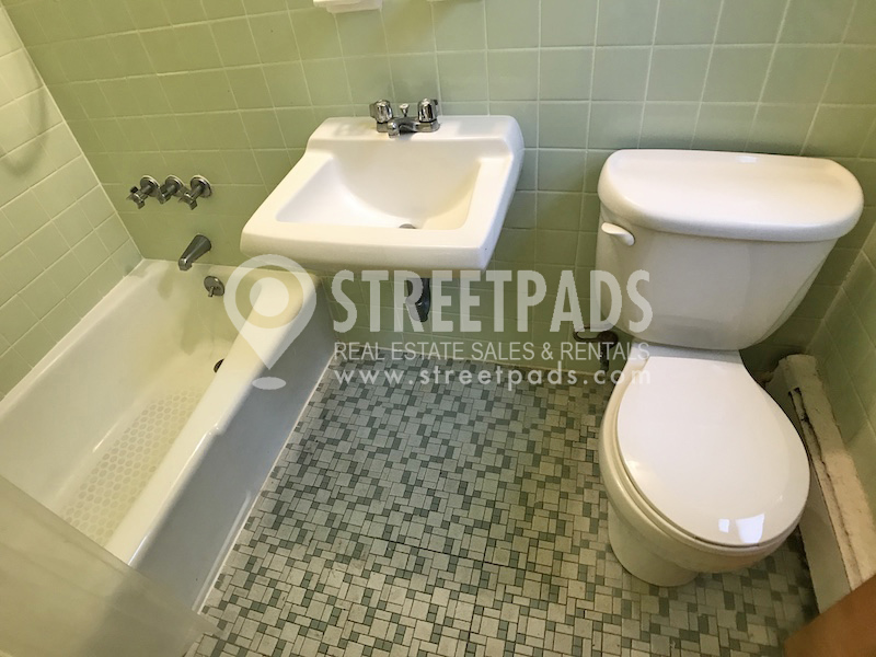 74 South Huntington Ave, Jamaica Plain