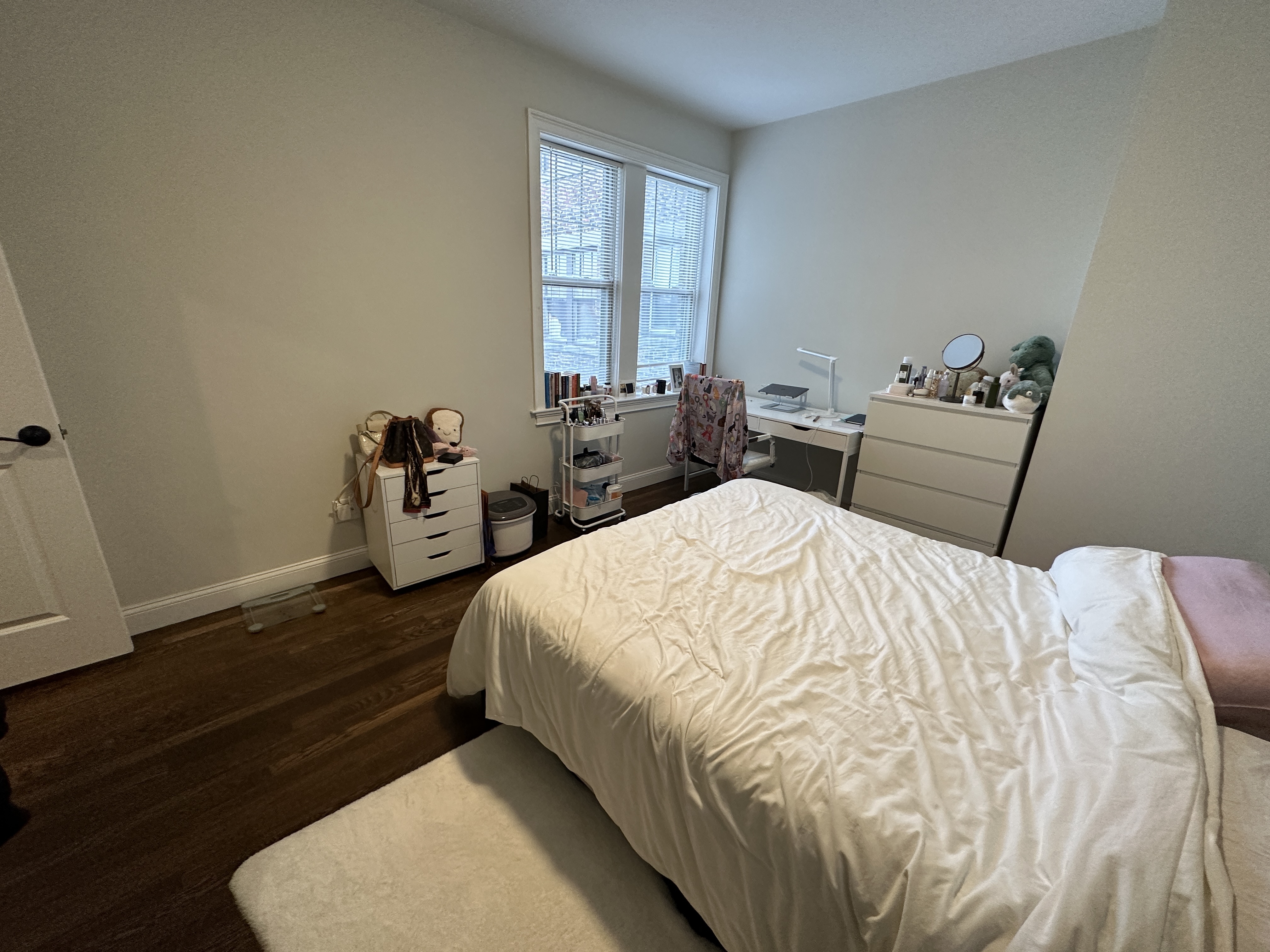 2017 Commonwealth Ave, Brighton