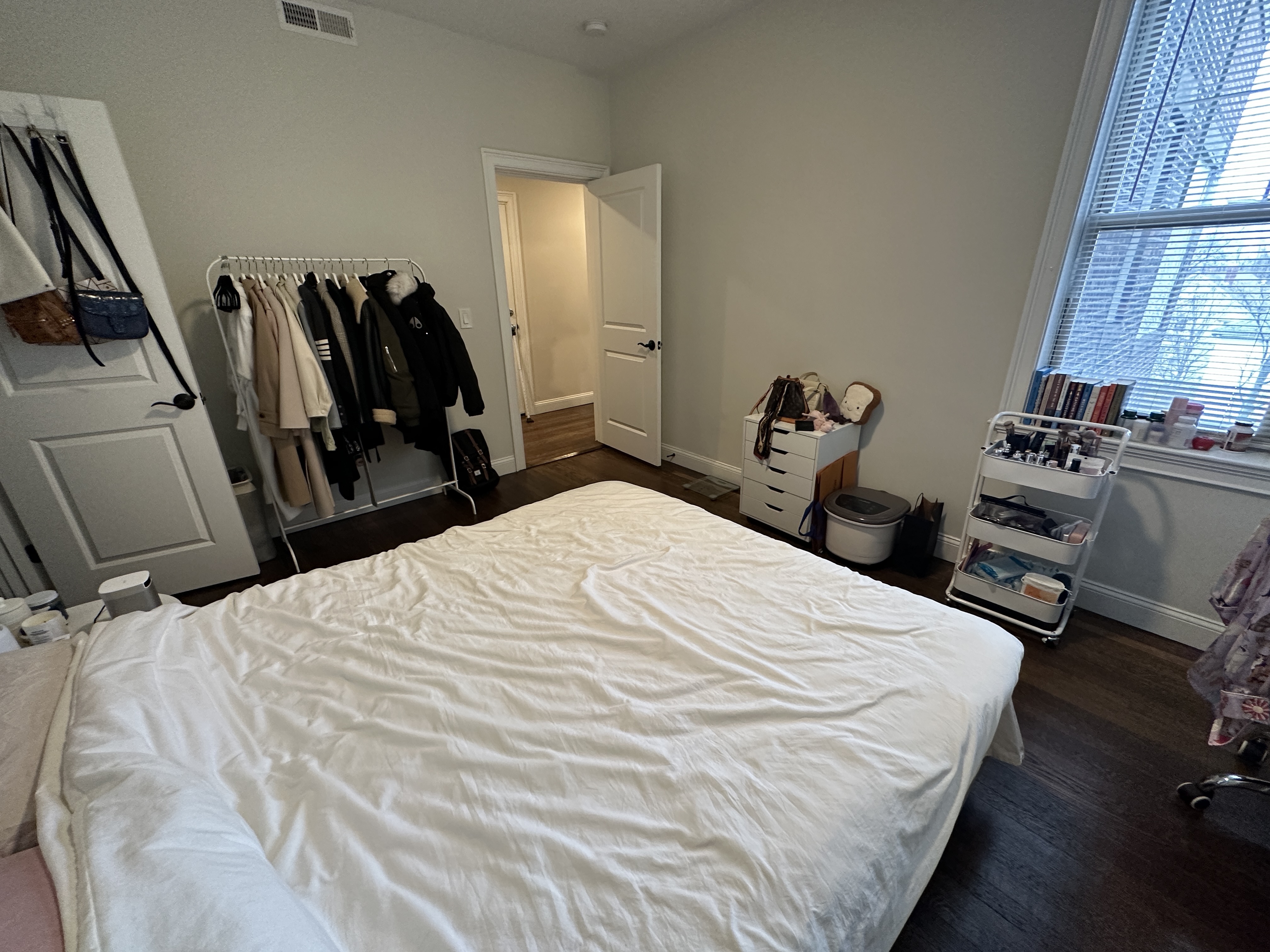 2017 Commonwealth Ave, Brighton