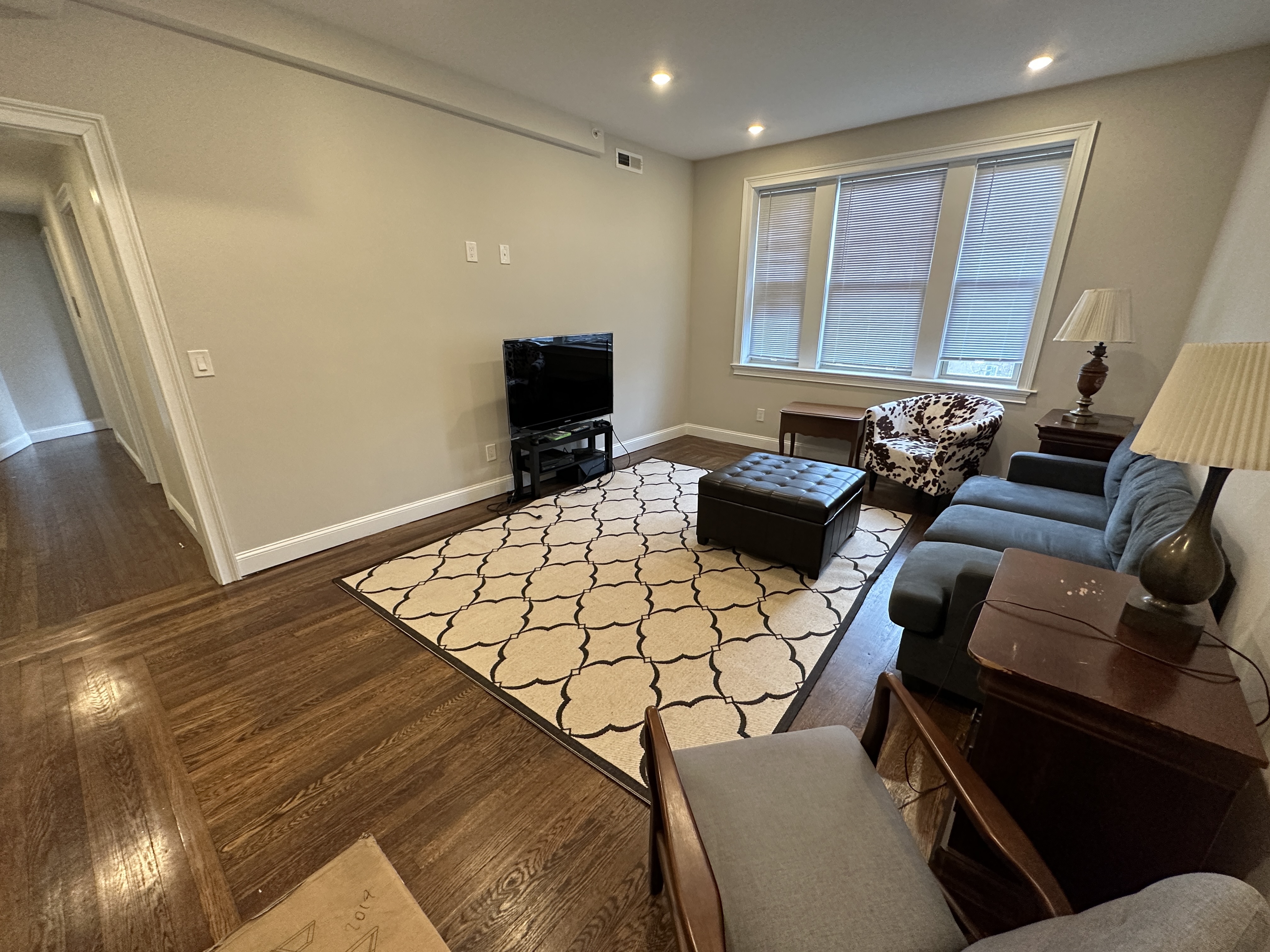 2017 Commonwealth Ave, Brighton