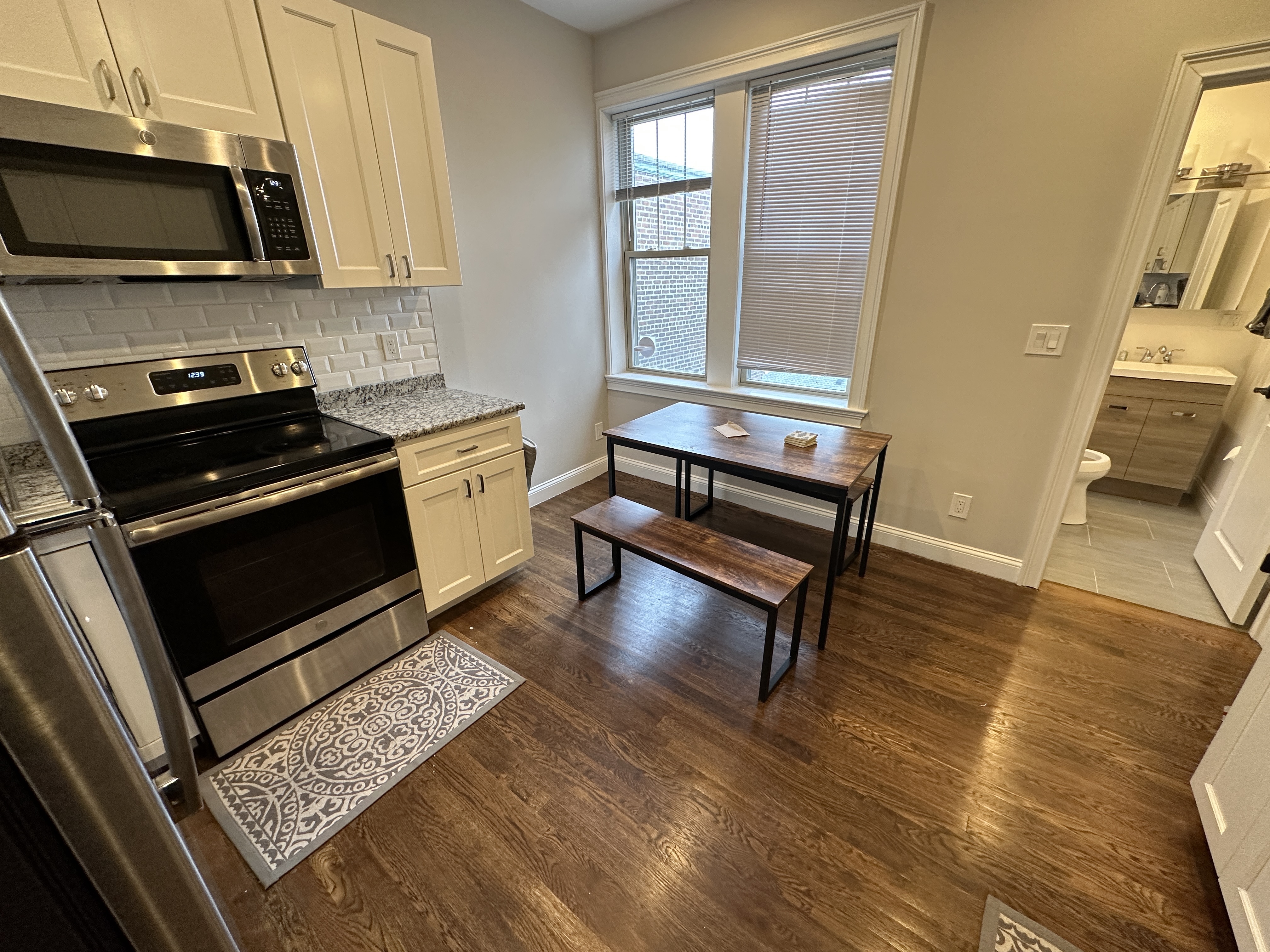 2017 Commonwealth Ave, Brighton