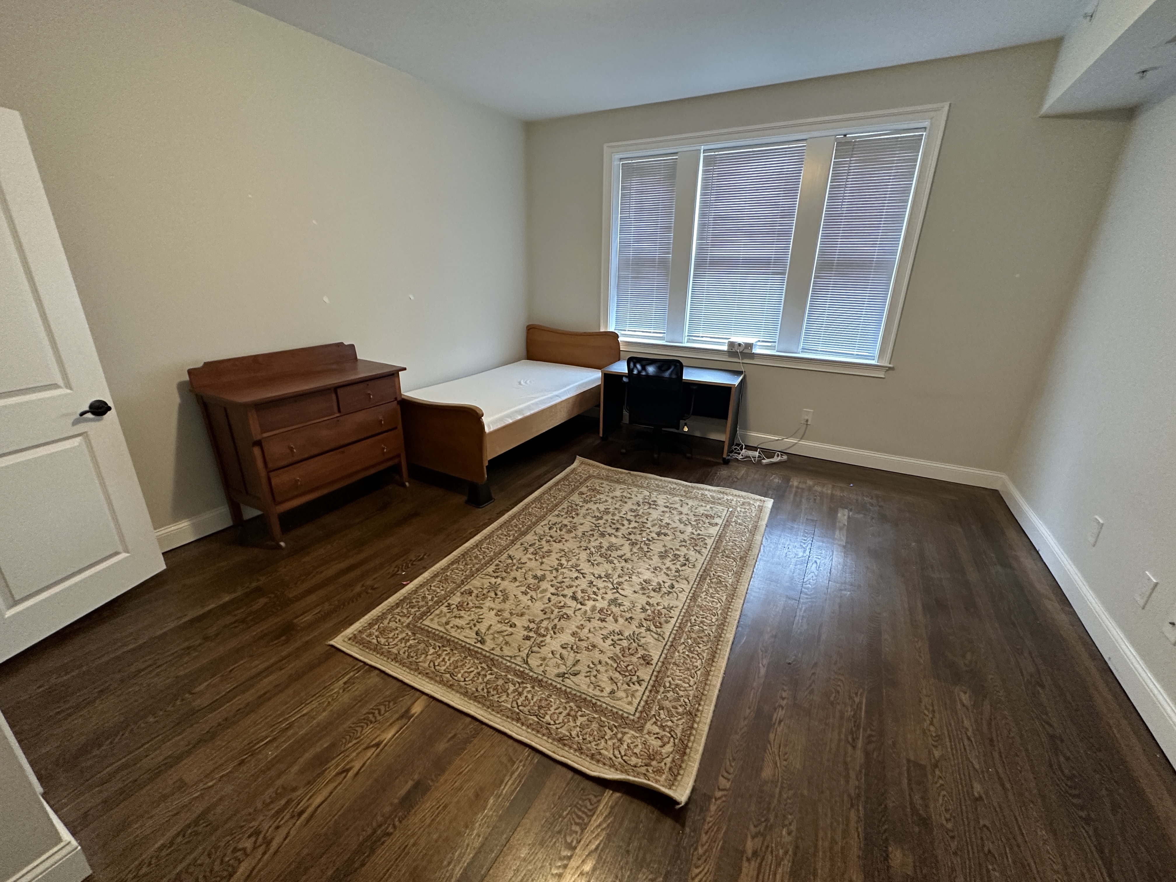 2017 Commonwealth Ave, Brighton