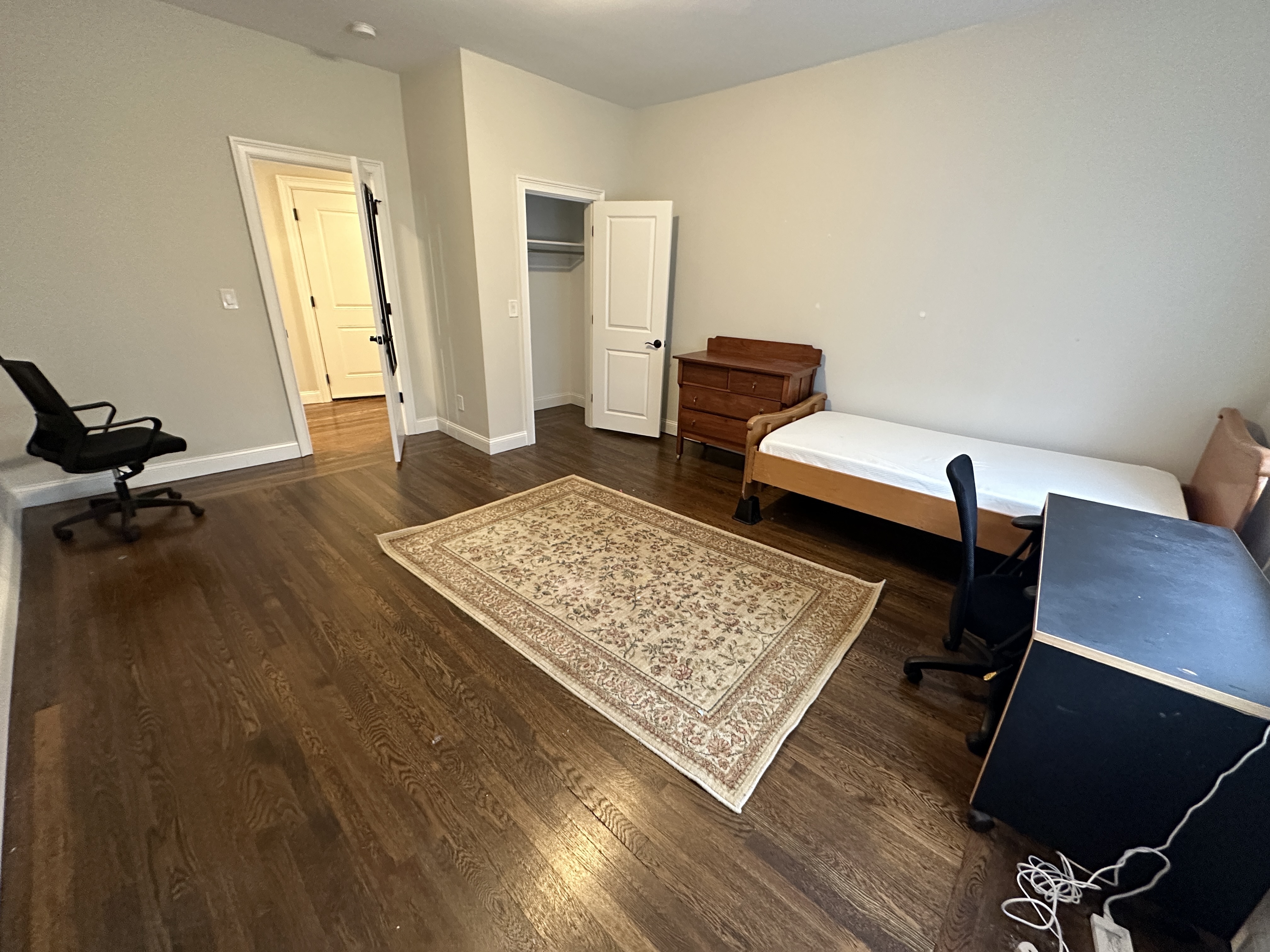 2017 Commonwealth Ave, Brighton