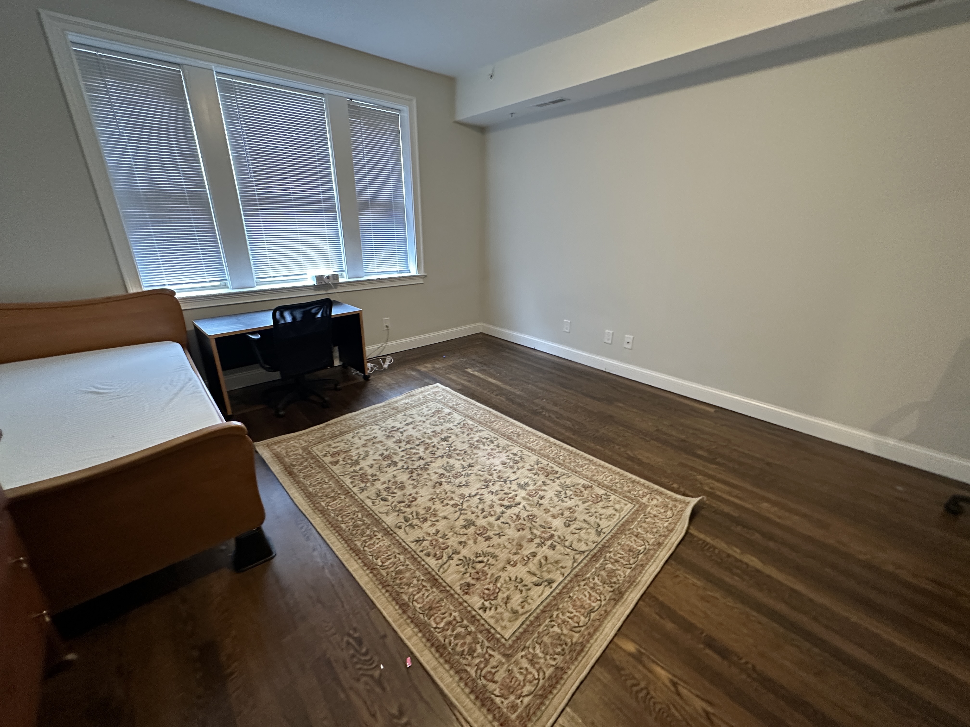 2017 Commonwealth Ave, Brighton