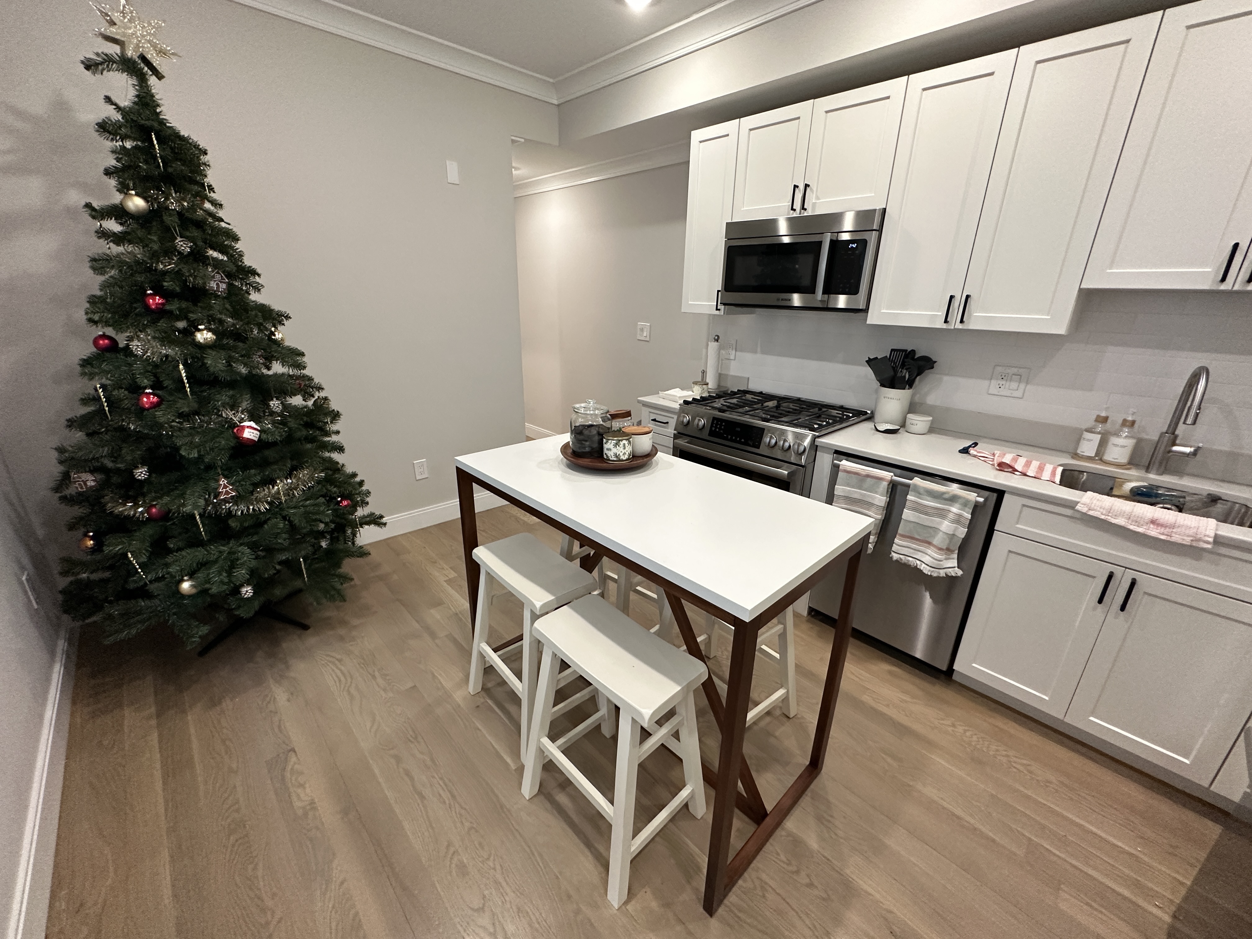 47 Englewood Ave, Brighton