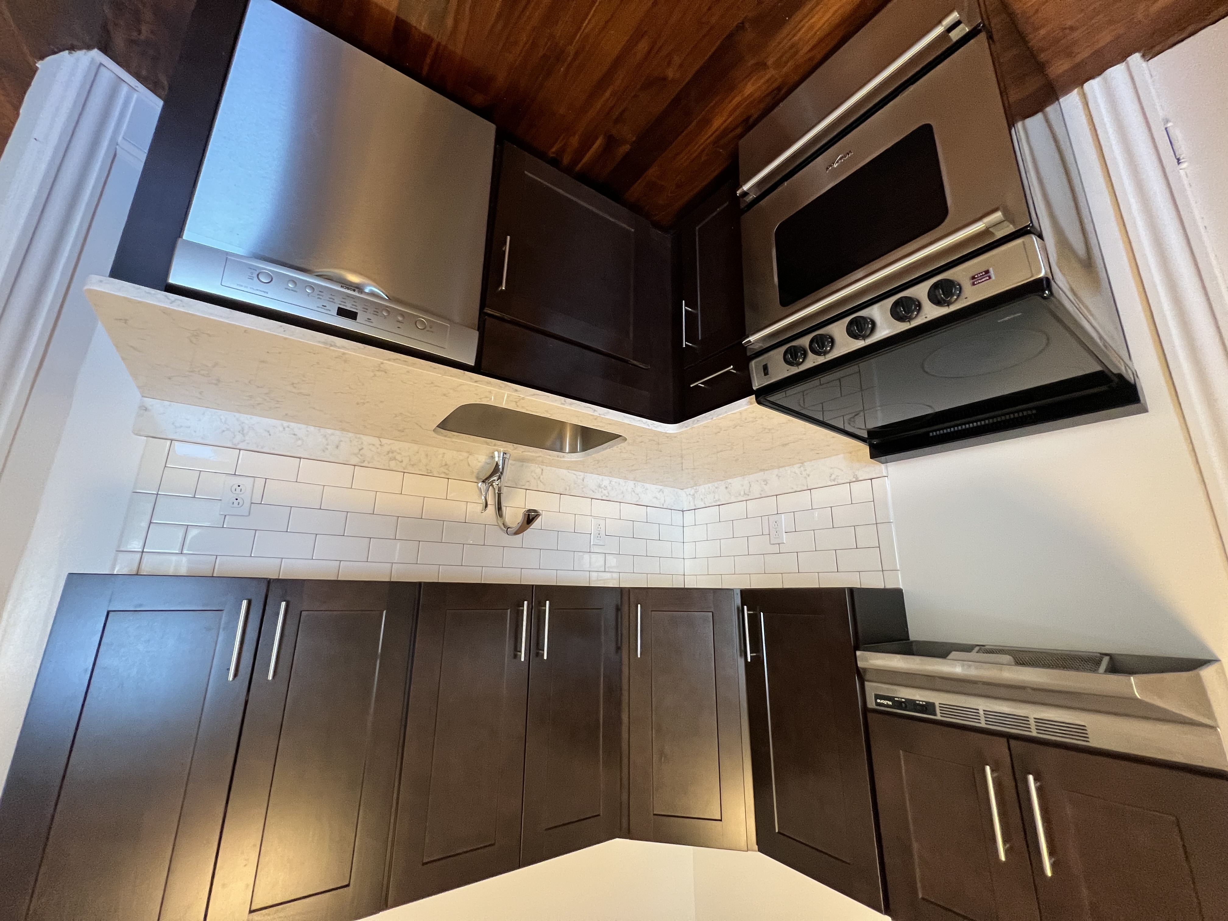 360 Beacon St, Ward Two