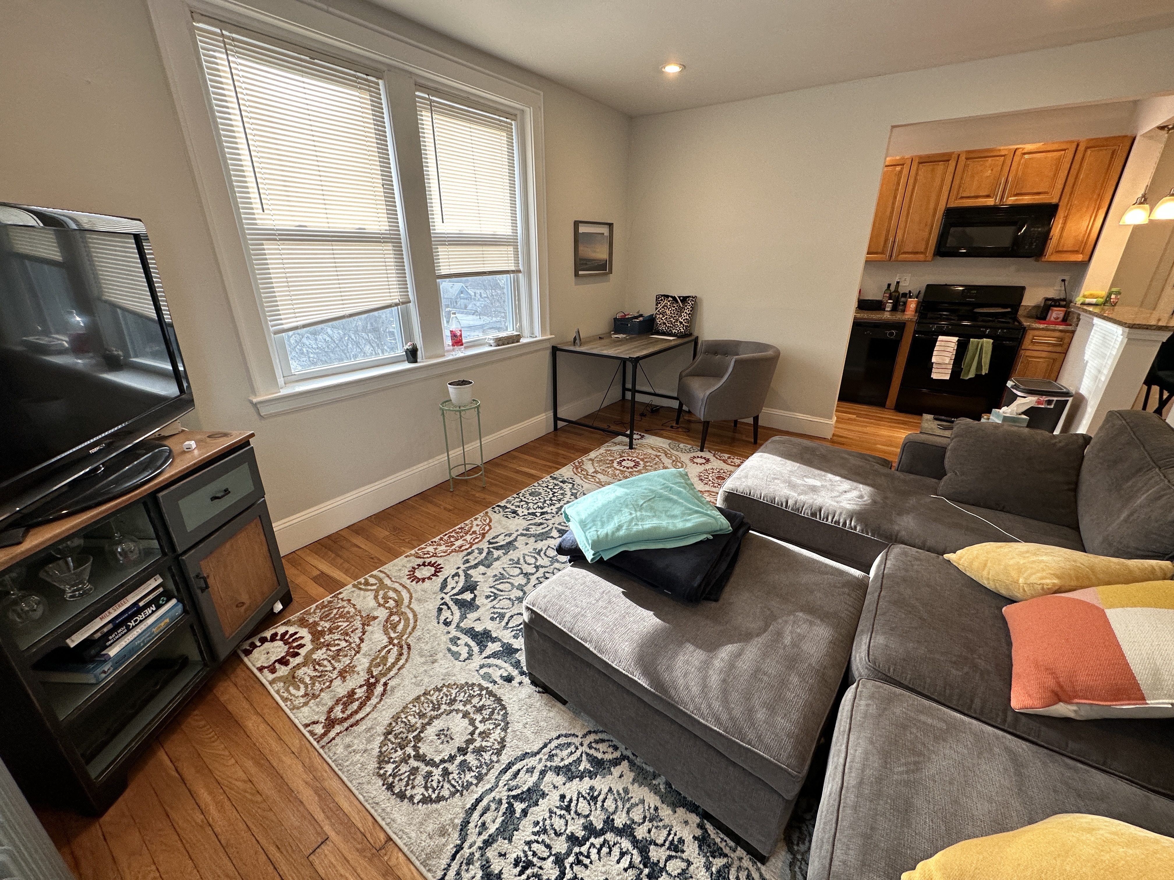 136 Highland Ave, Winter Hill