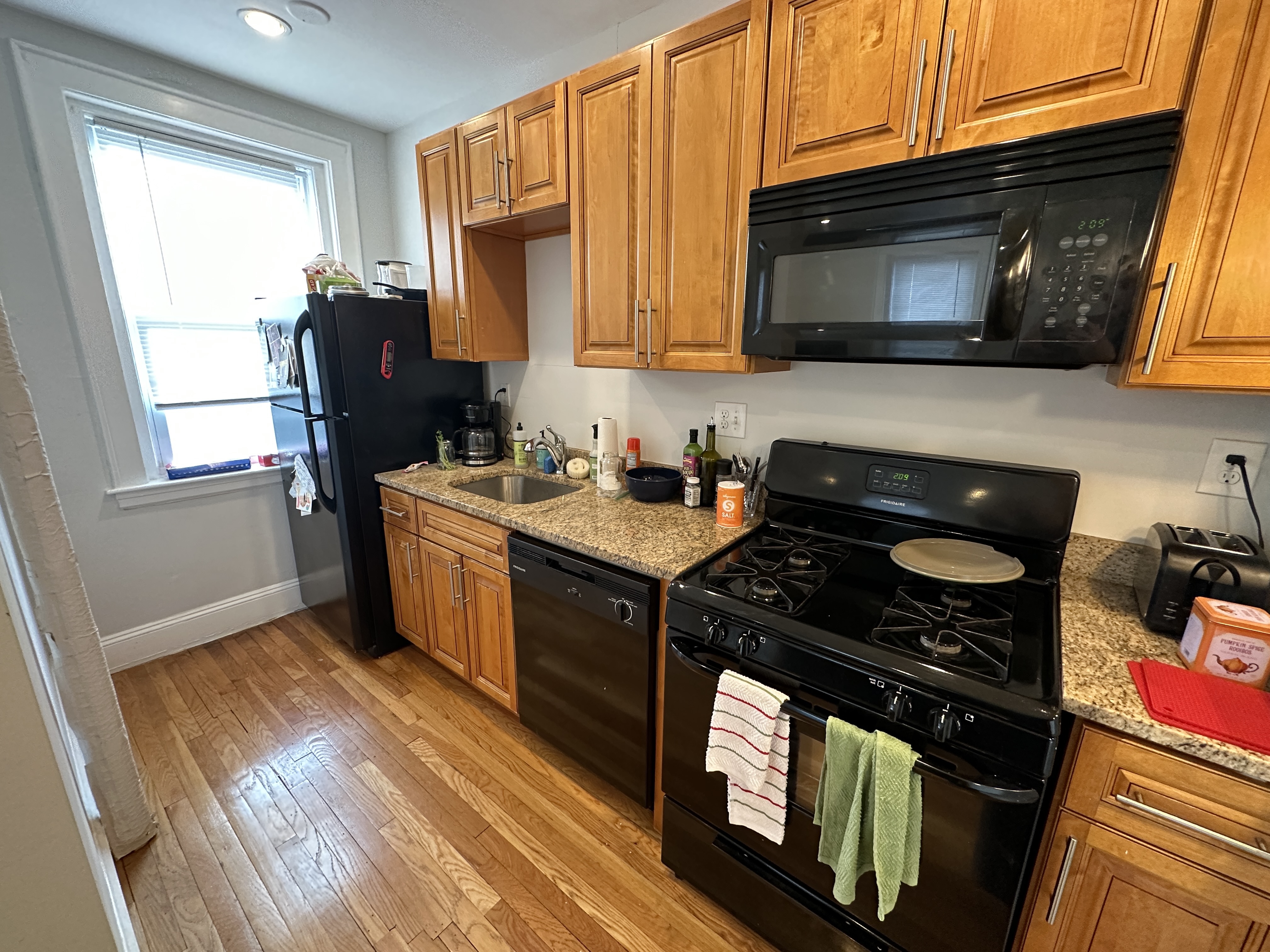 136 Highland Ave, Winter Hill