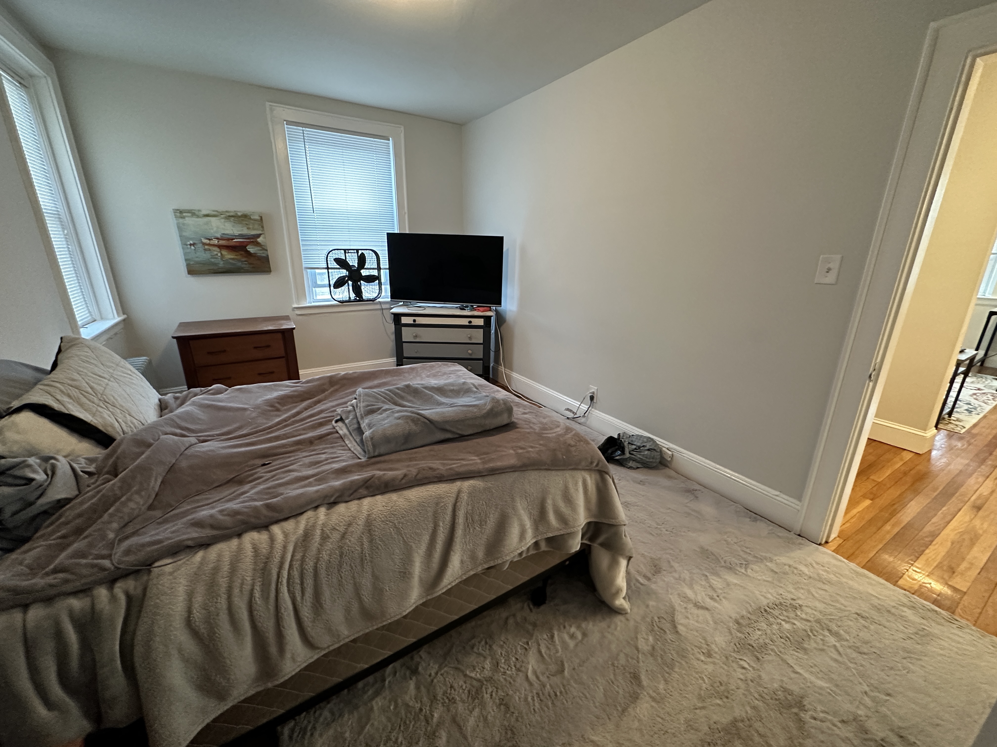 136 Highland Ave, Winter Hill