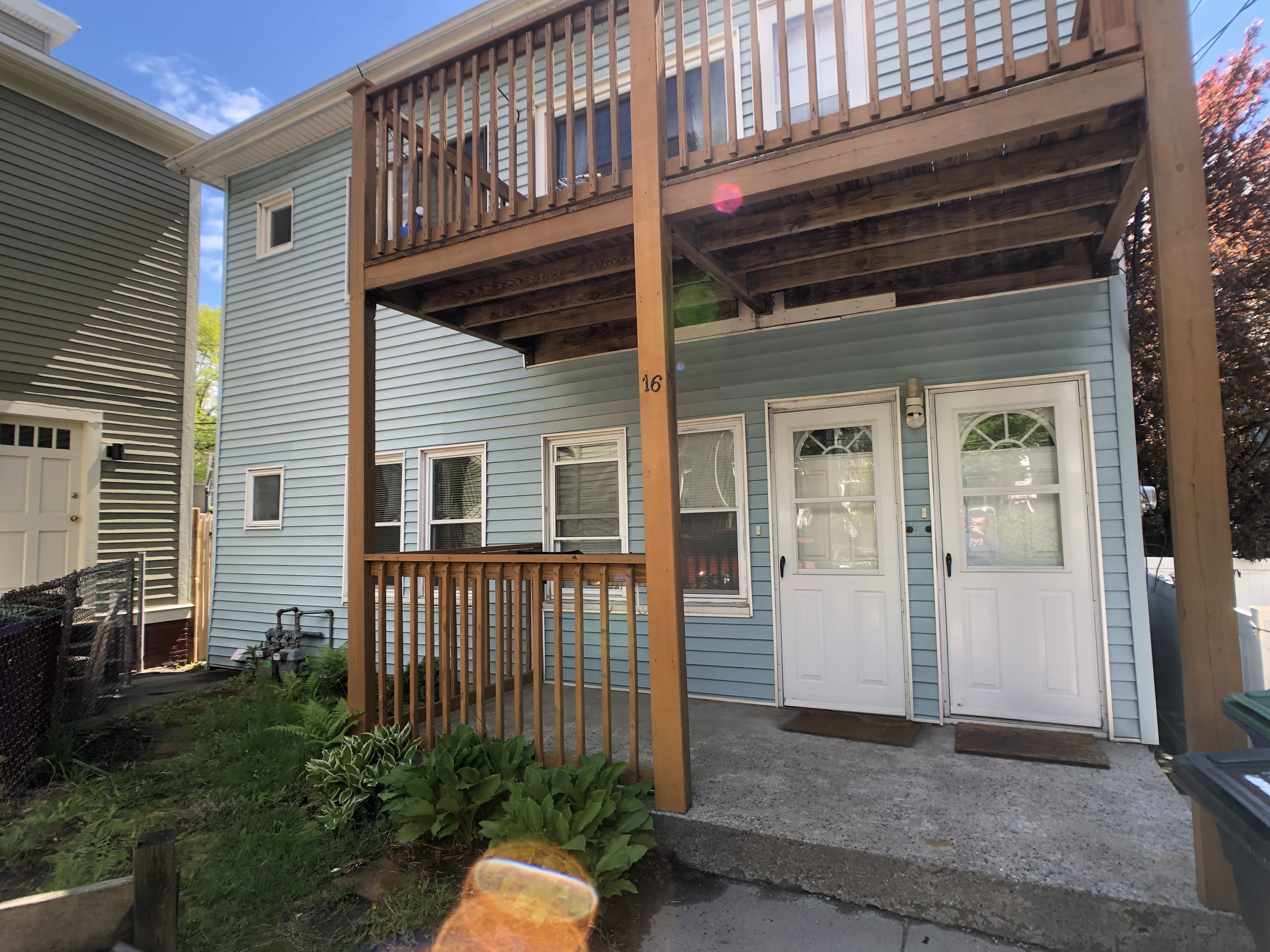 16 Moore St, Davis Square