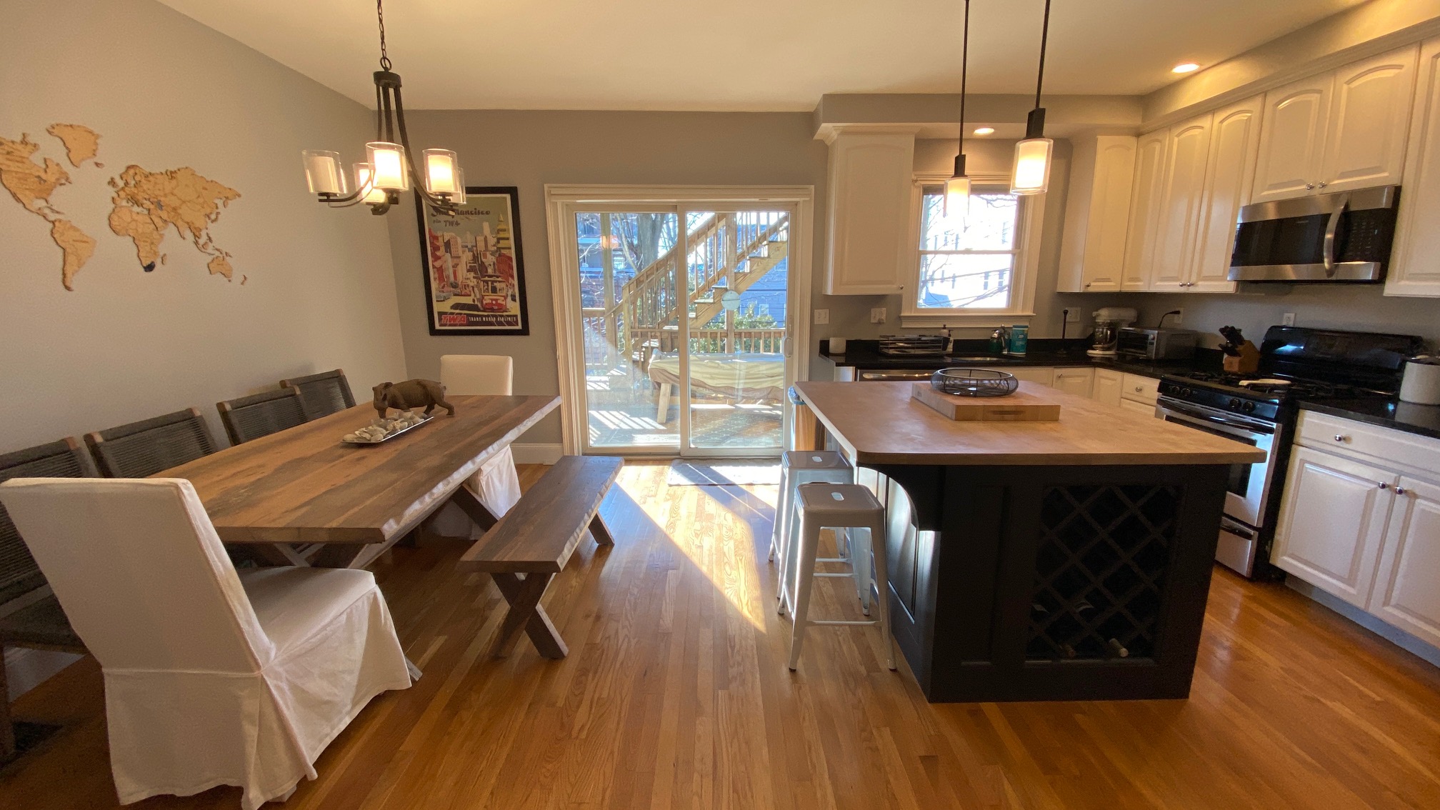 515 8th St, South Boston