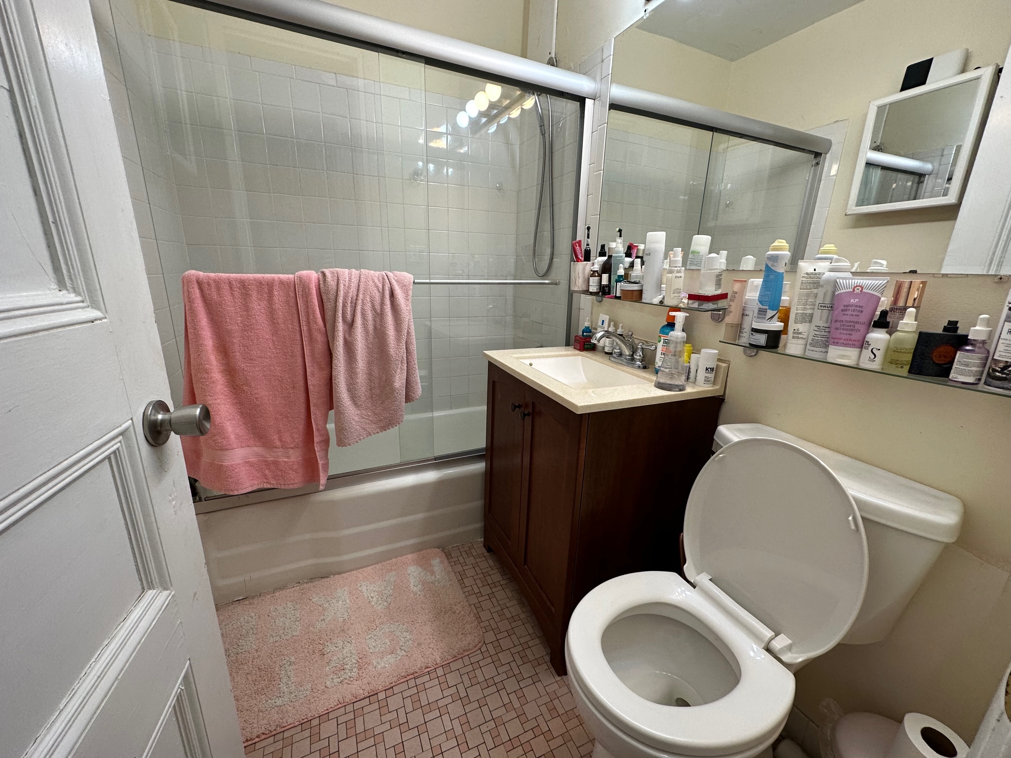 206 Commonwealth Ave, Back Bay