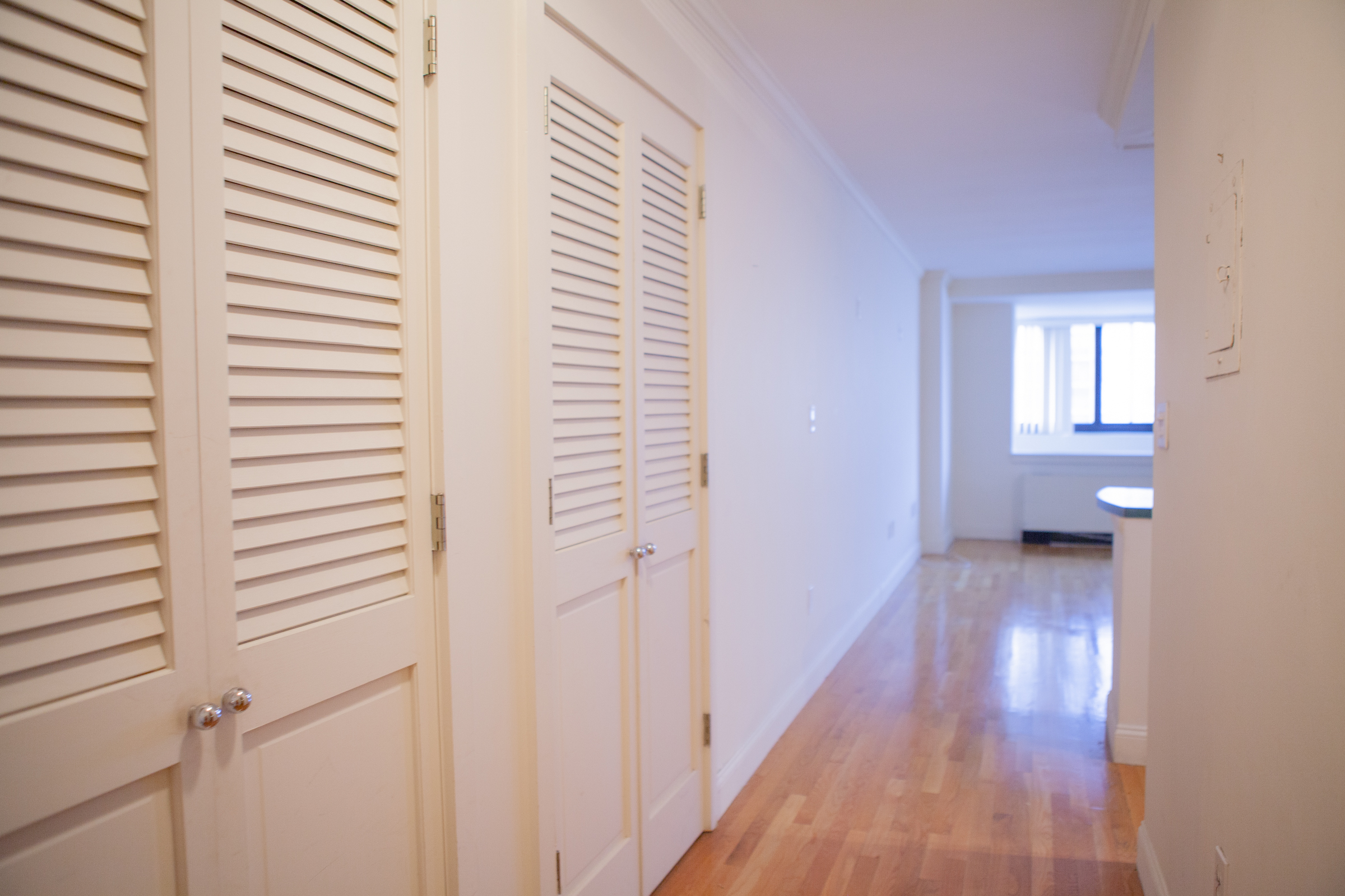 2 Hawthorne Pl, West End