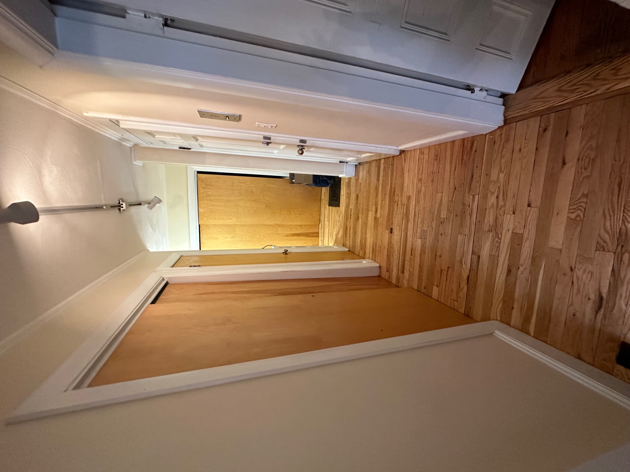 206 Commonwealth Ave, Back Bay