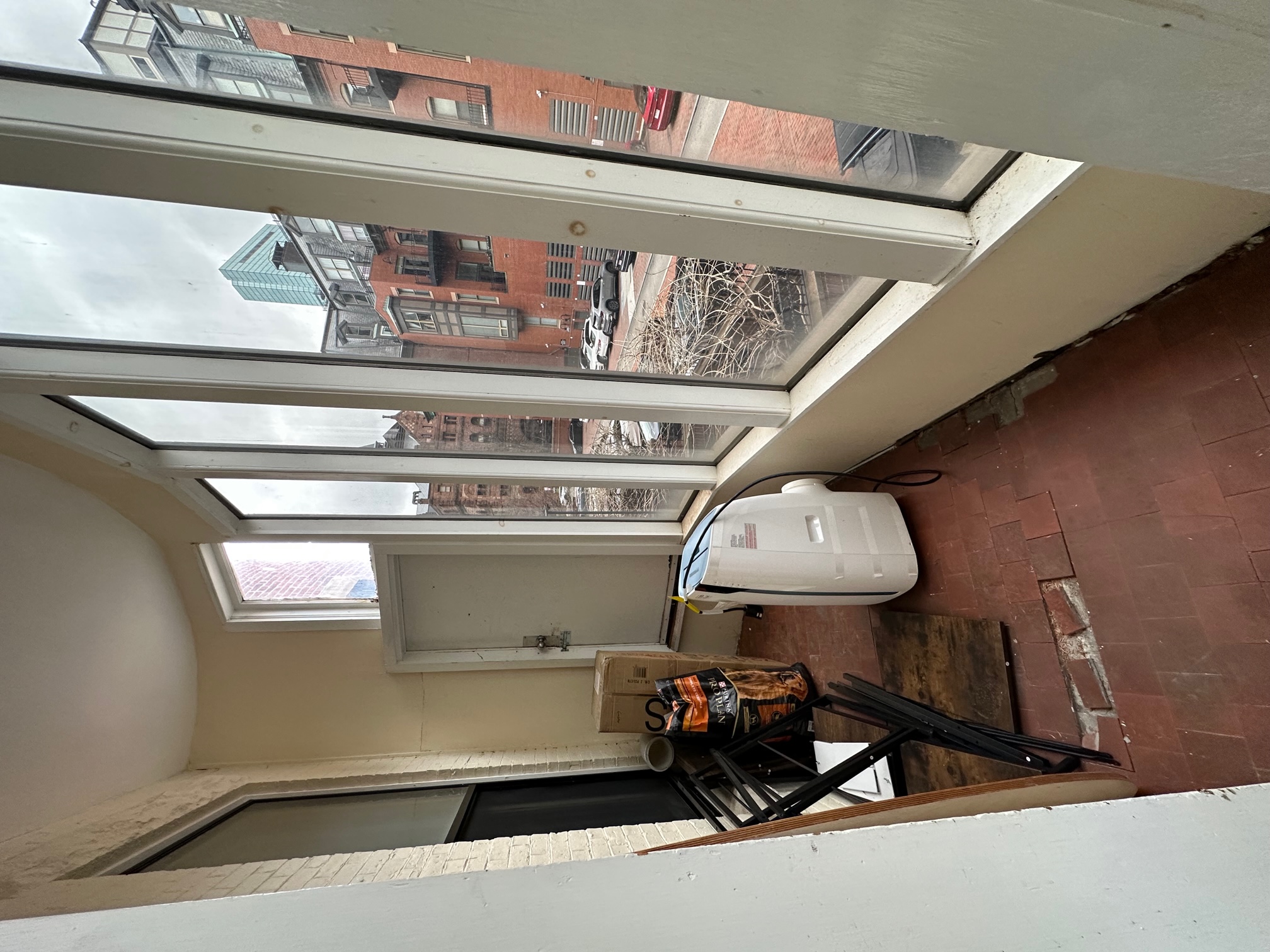 206 Commonwealth Ave, Back Bay