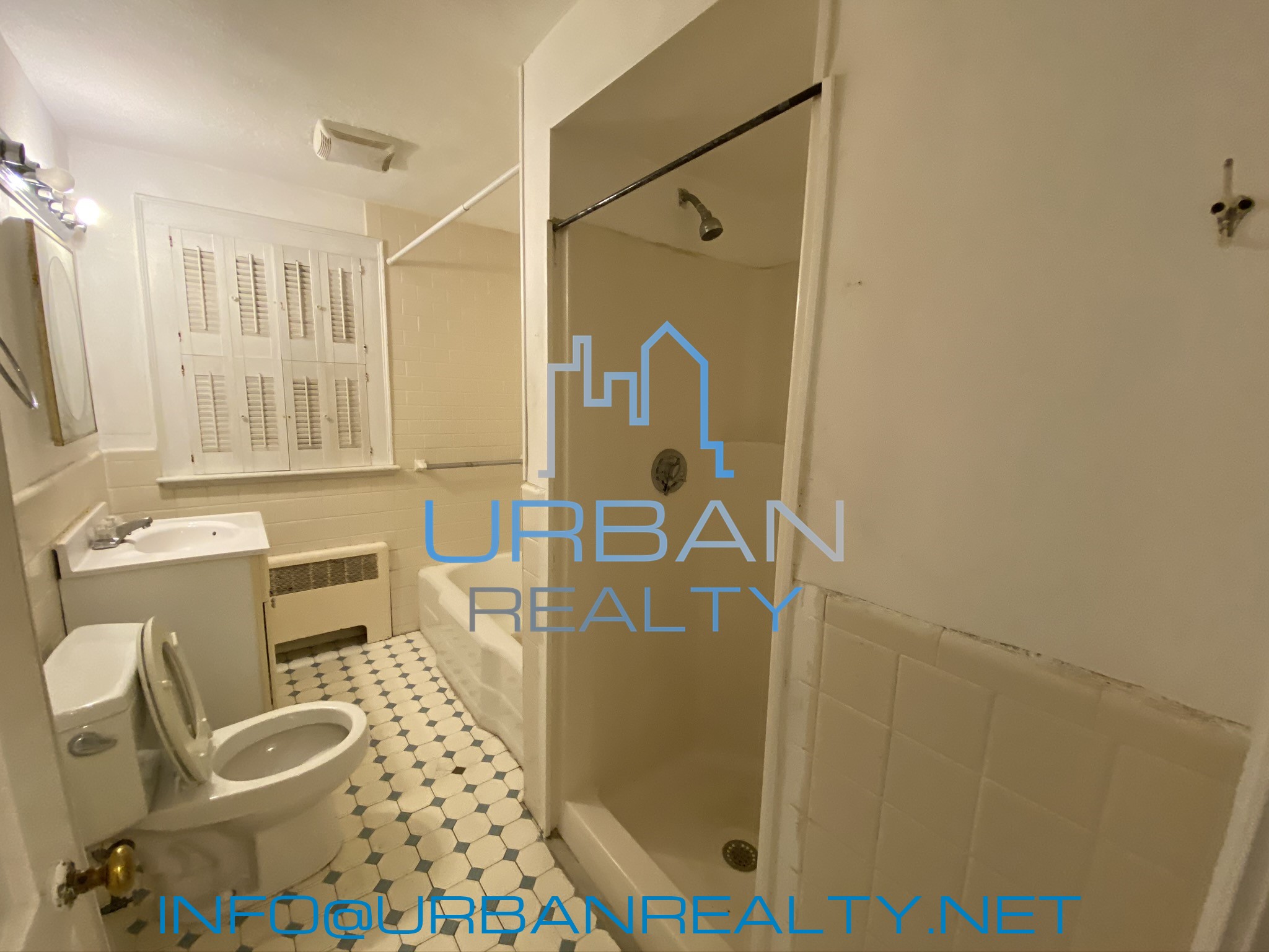 100 Undine Rd, Brighton